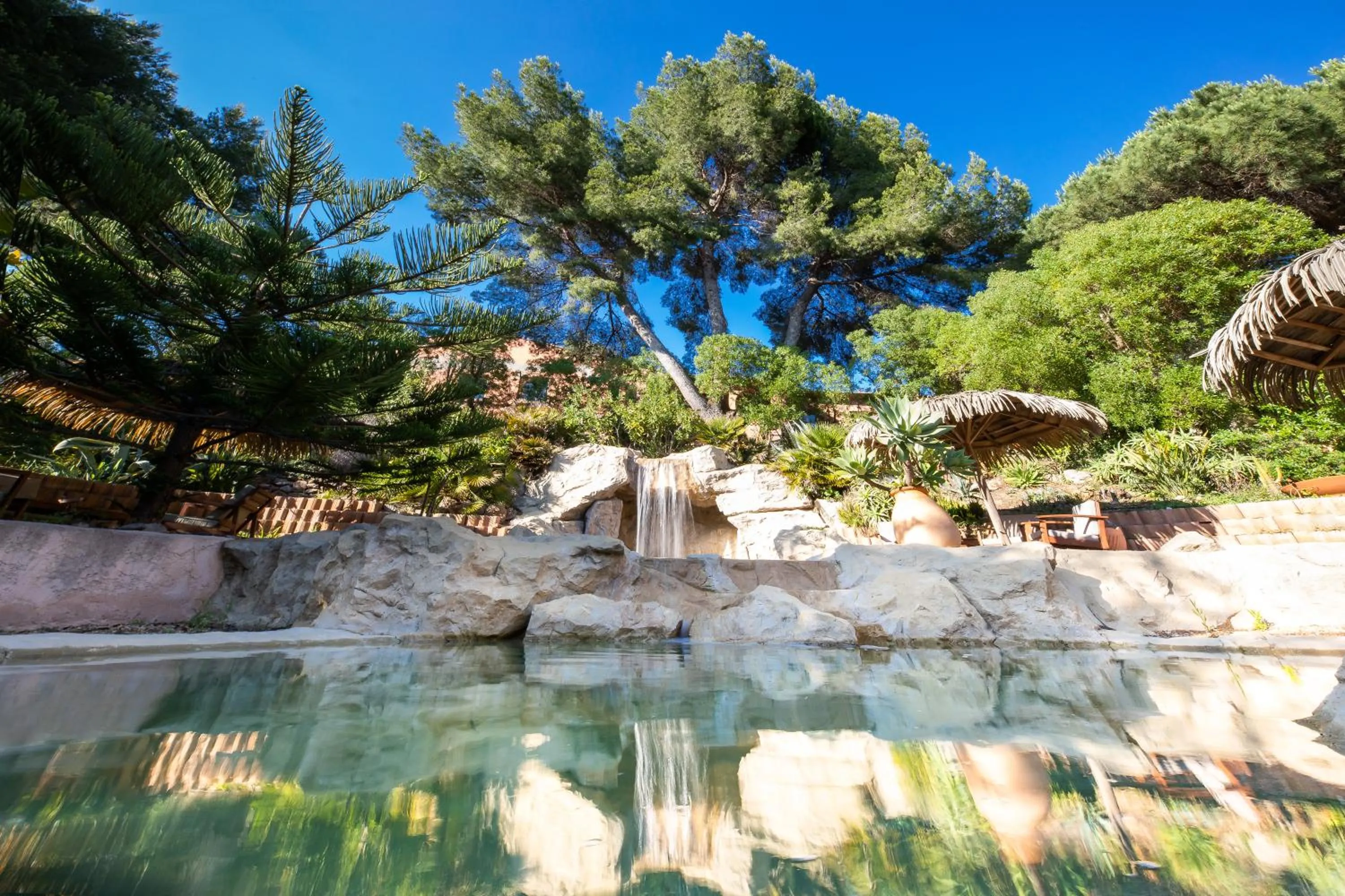 Garden in Hotel Residence Les Medes