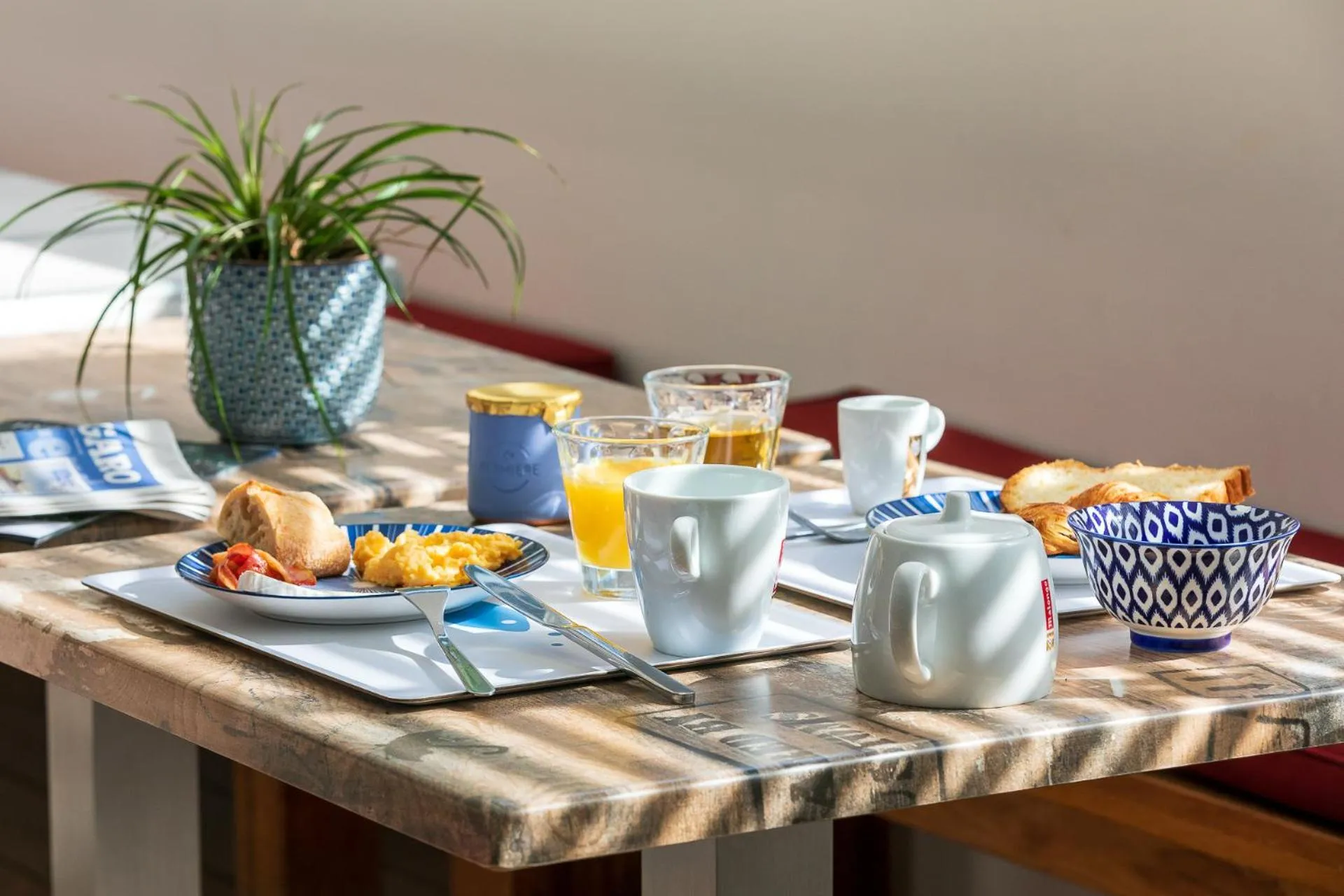 Continental breakfast in Hotel Residence Les Medes