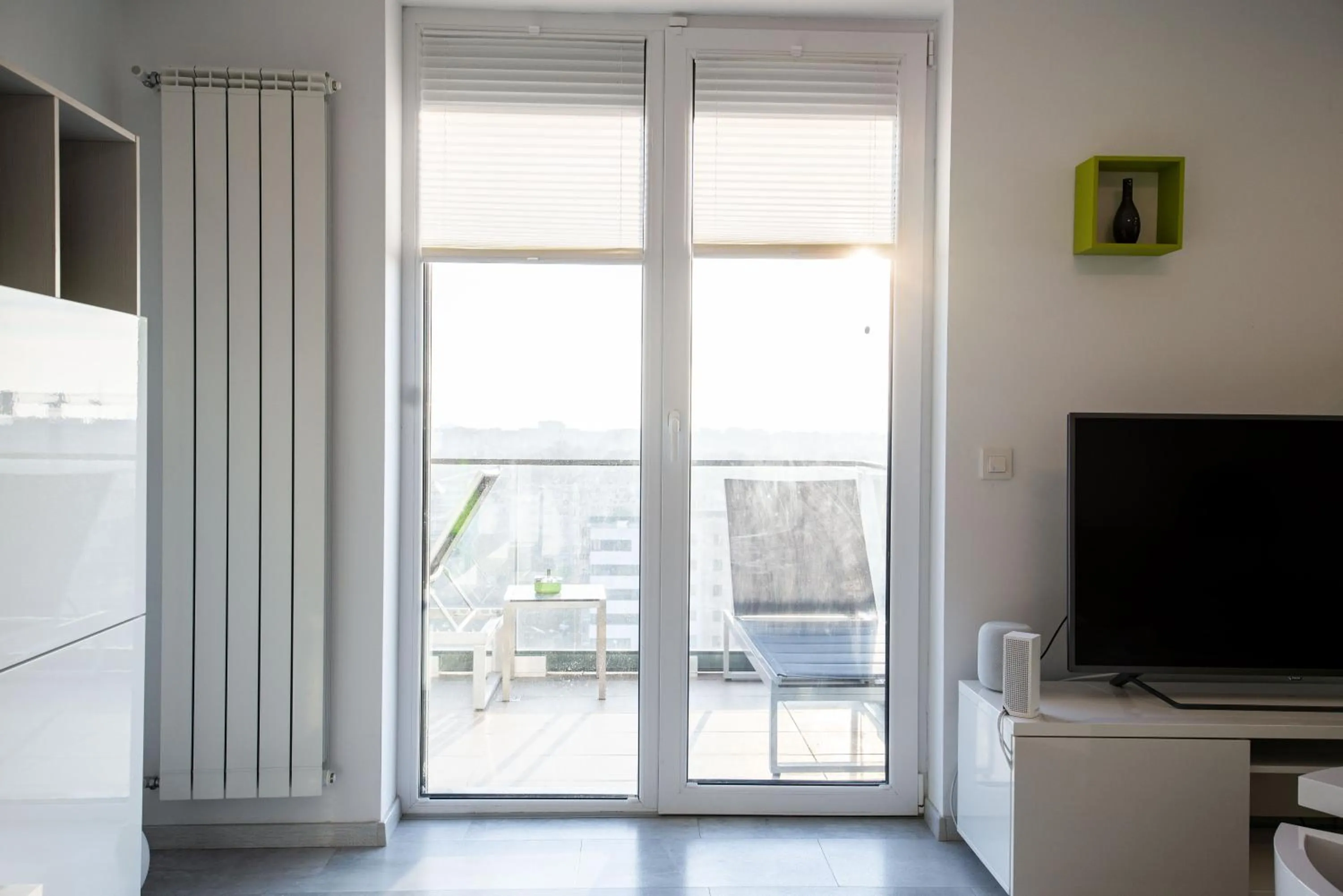 Balcony/Terrace in Luxury Westpark 2 Residence with Lake View