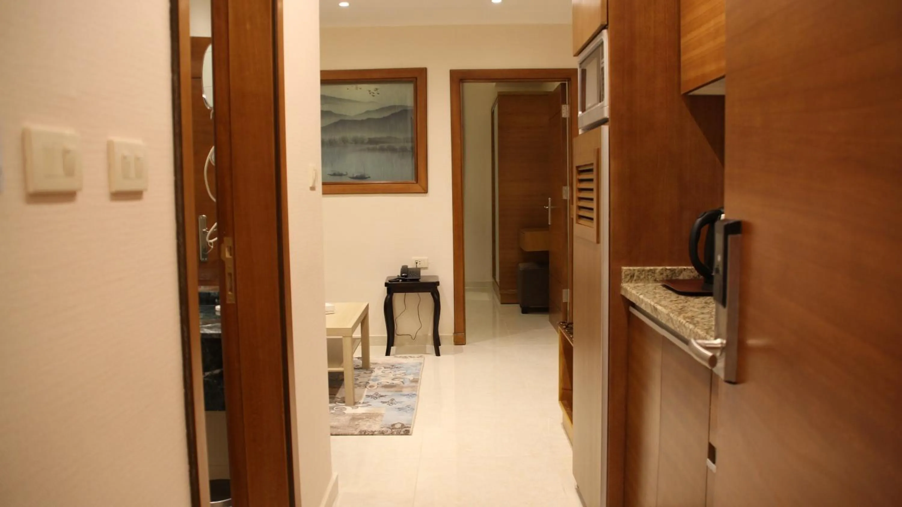 Kitchen or kitchenette in Big Ben Hotel Suites