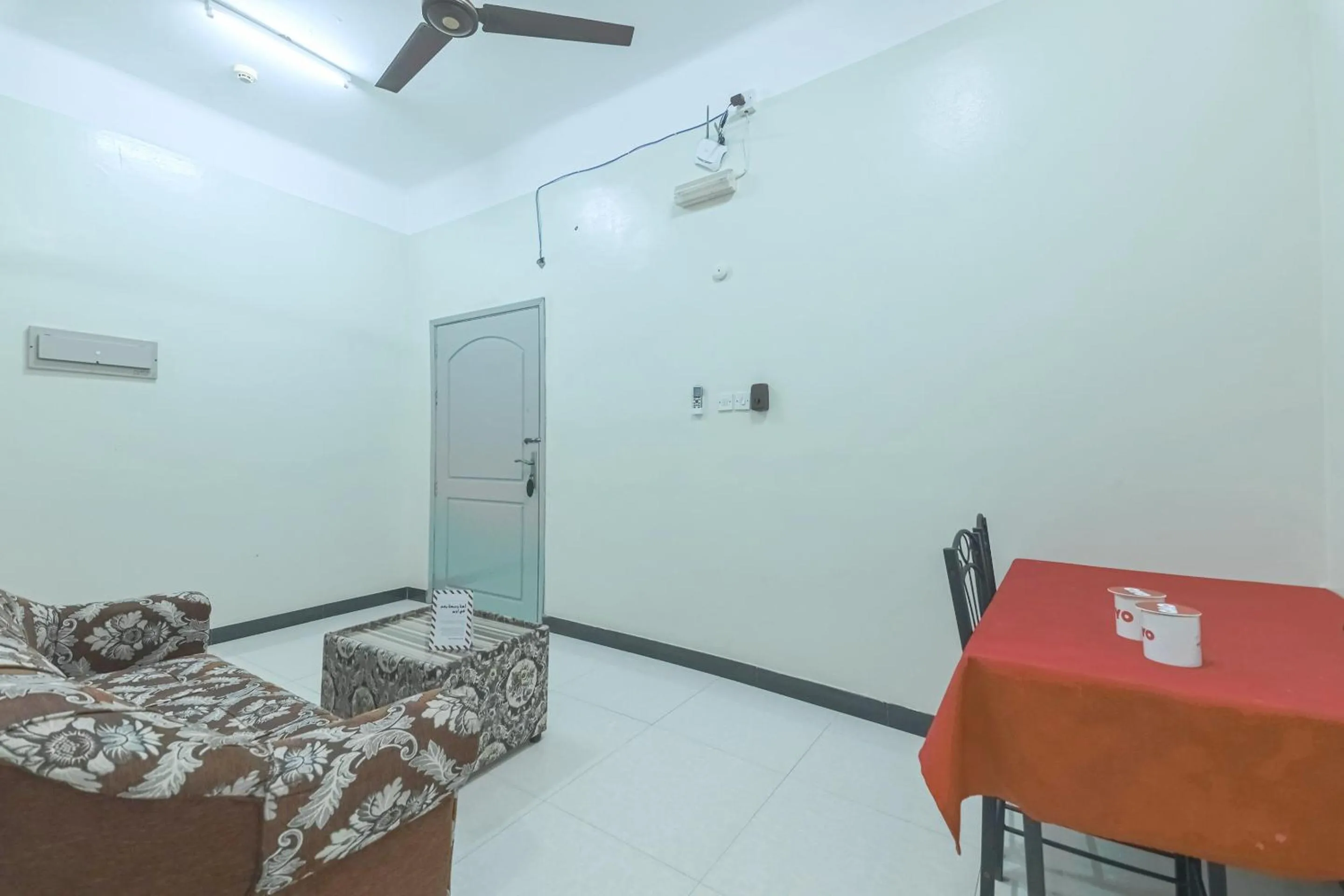 Bedroom in Super OYO 108 Marsa Al Masafar Hotel Apartment