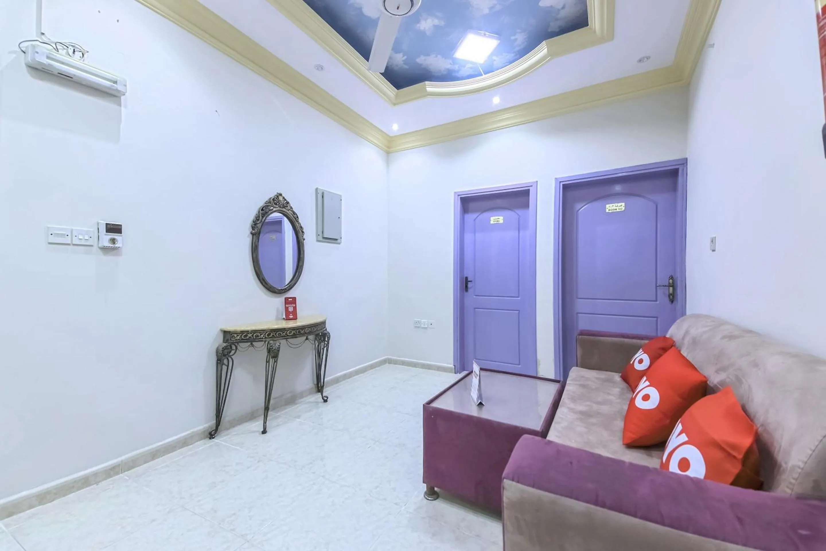 Bedroom in Super OYO 108 Marsa Al Masafar Hotel Apartment