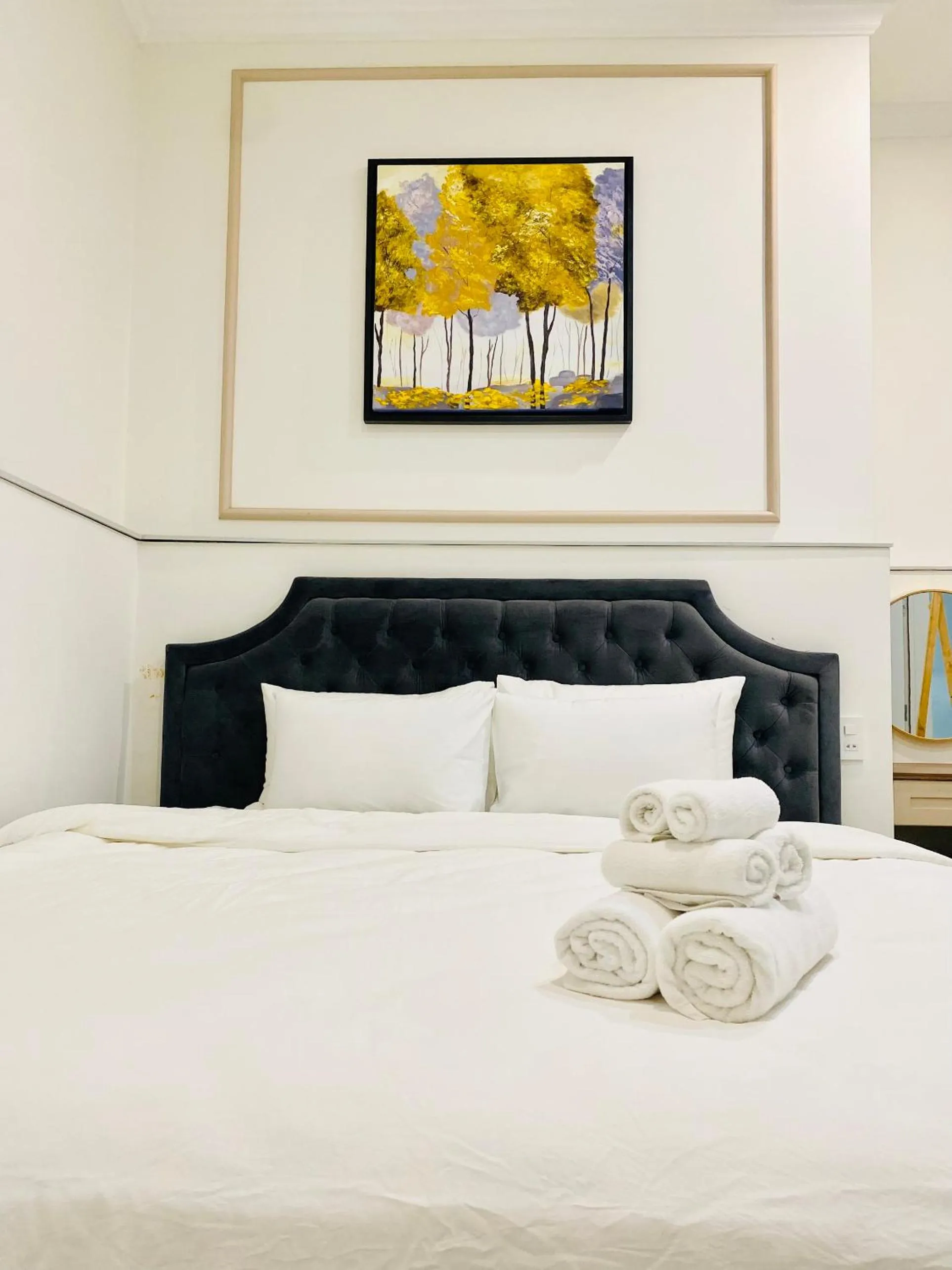 N Queen Apartment Hotel