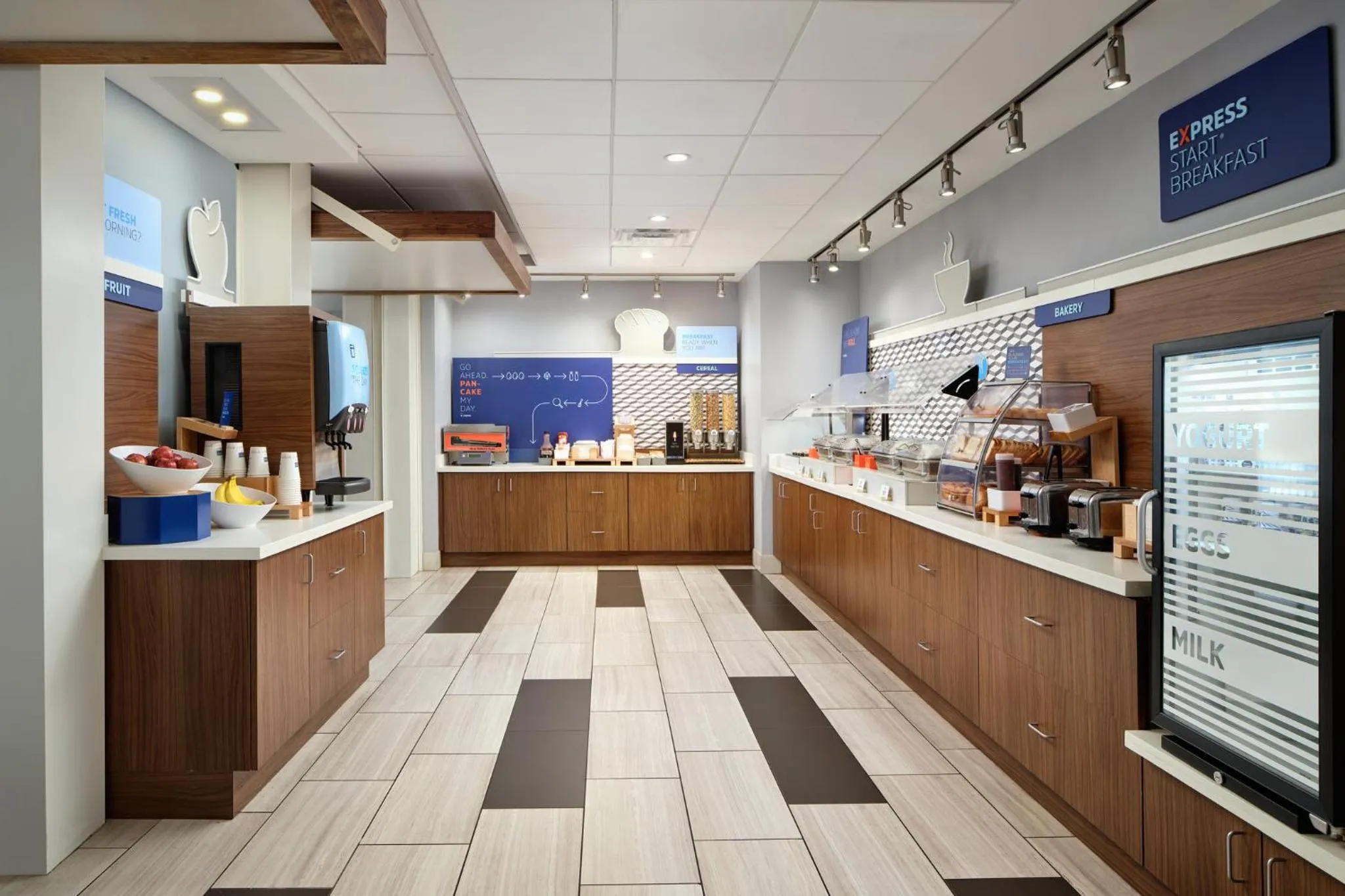 Breakfast in Holiday Inn Express & Suites Brunswick by IHG