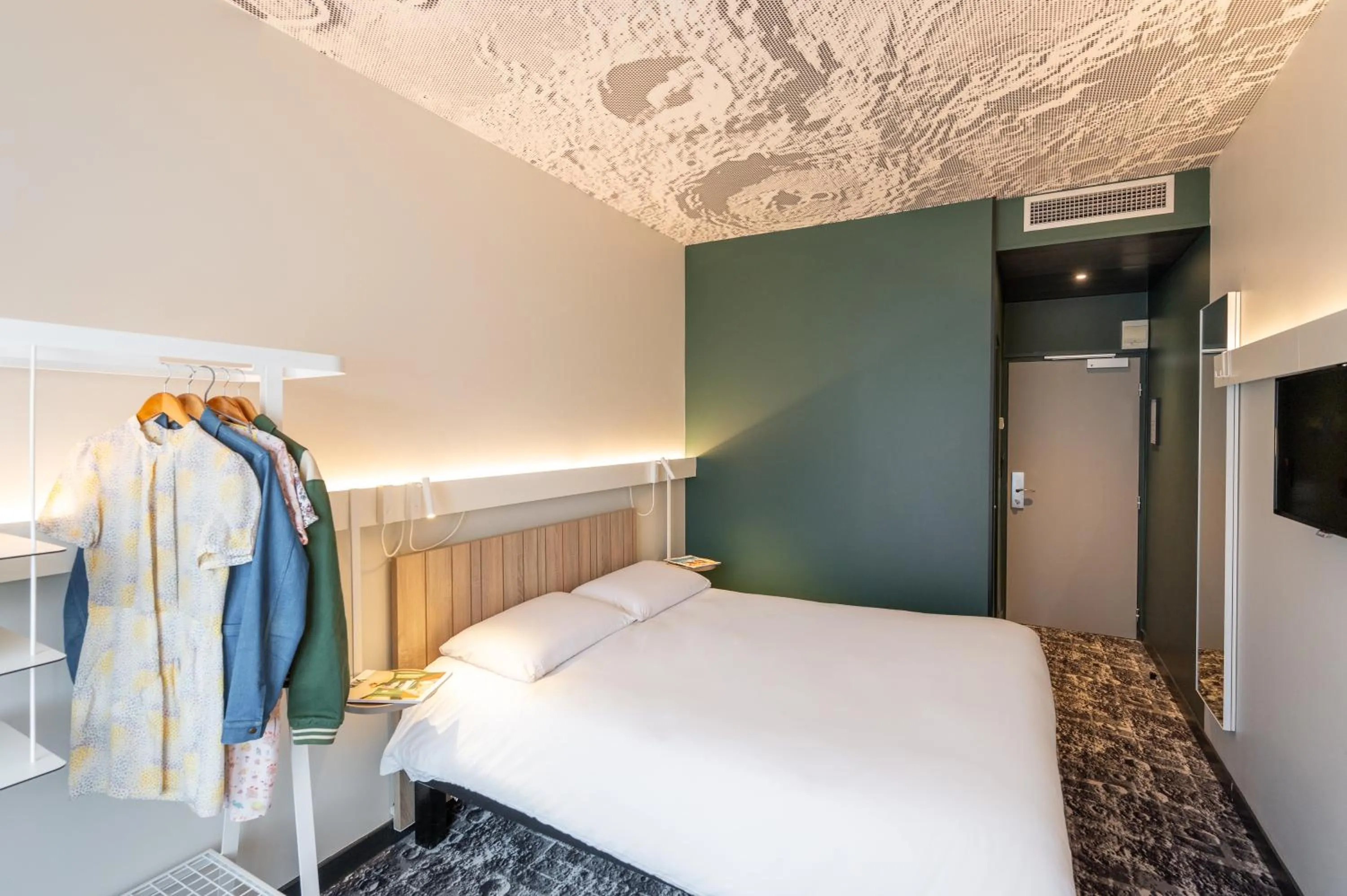 Bed in ibis Lyon Centre Perrache