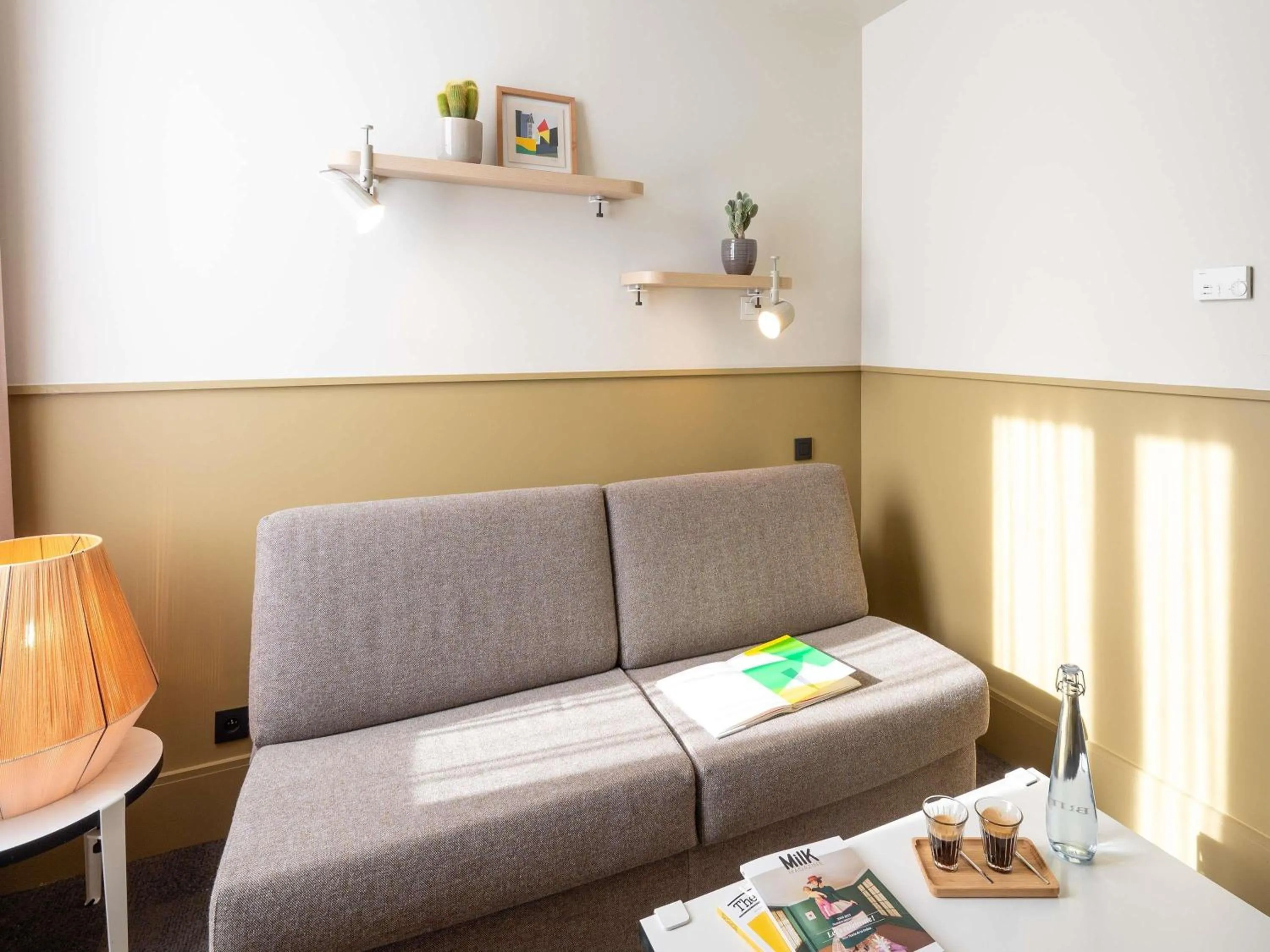 Bedroom in ibis Lyon Centre Perrache