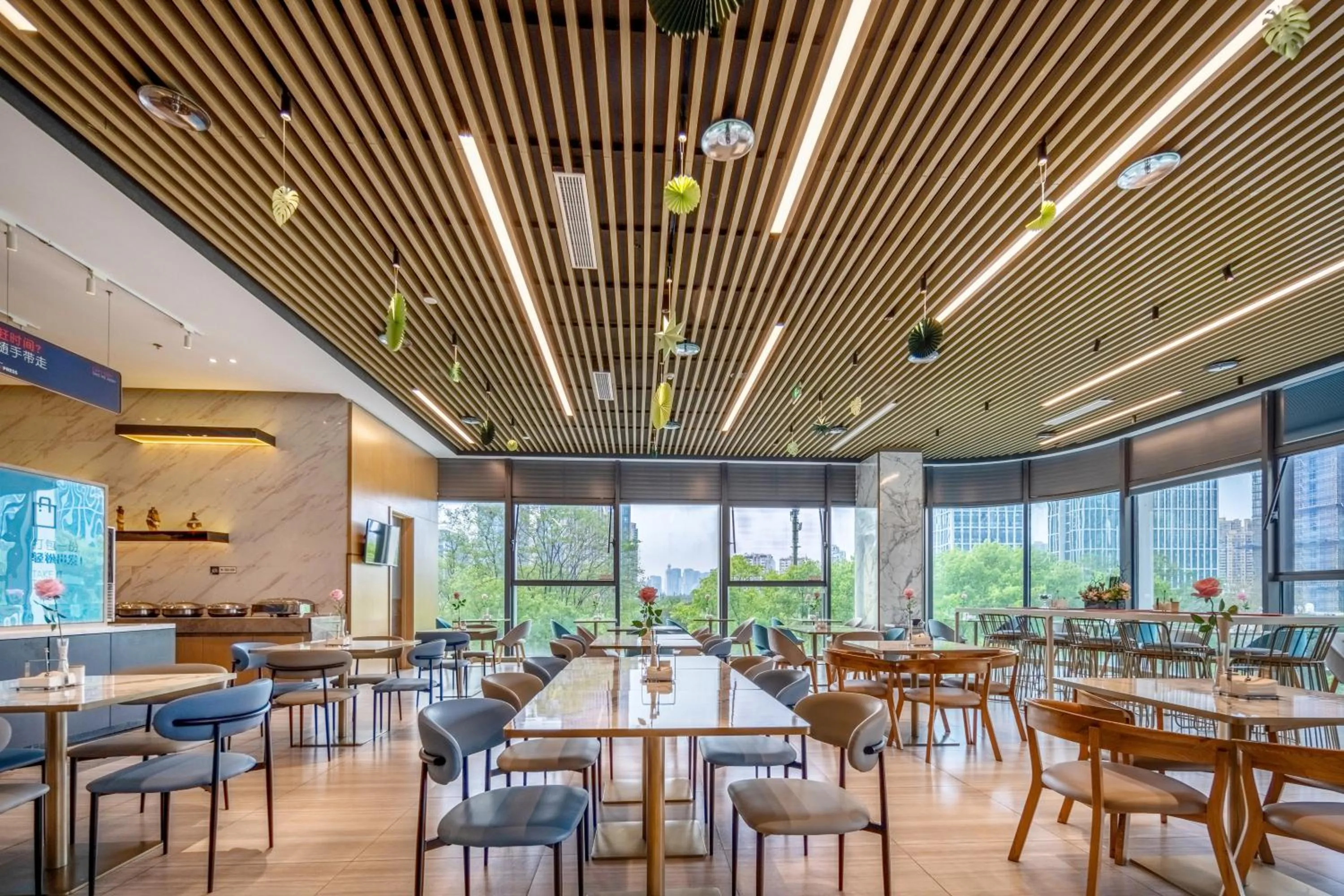 Holiday Inn Express Hangzhou Binjiang Aoti by IHG