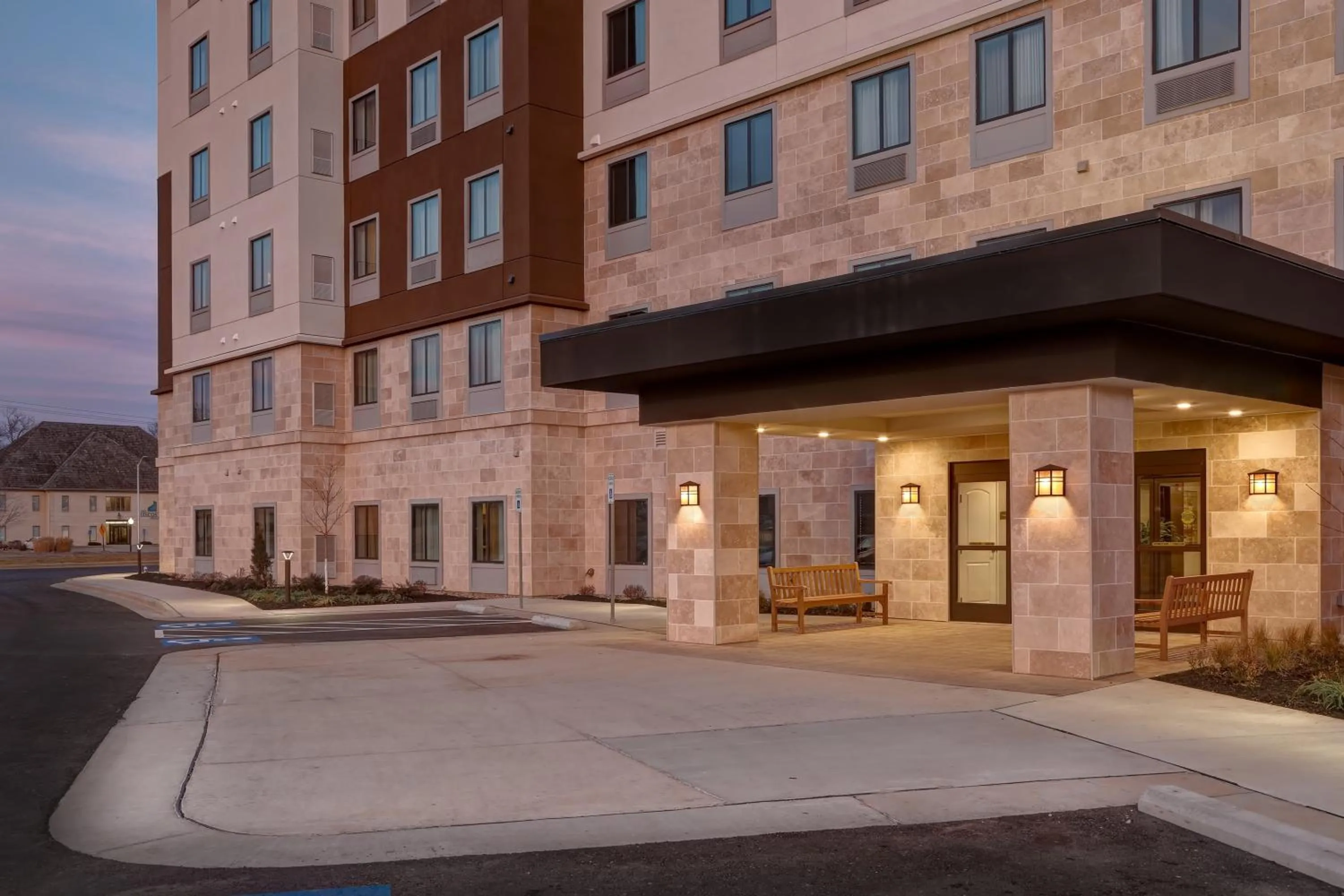 Property building in Staybridge Suites - Overland Park - Kansas City S by IHG