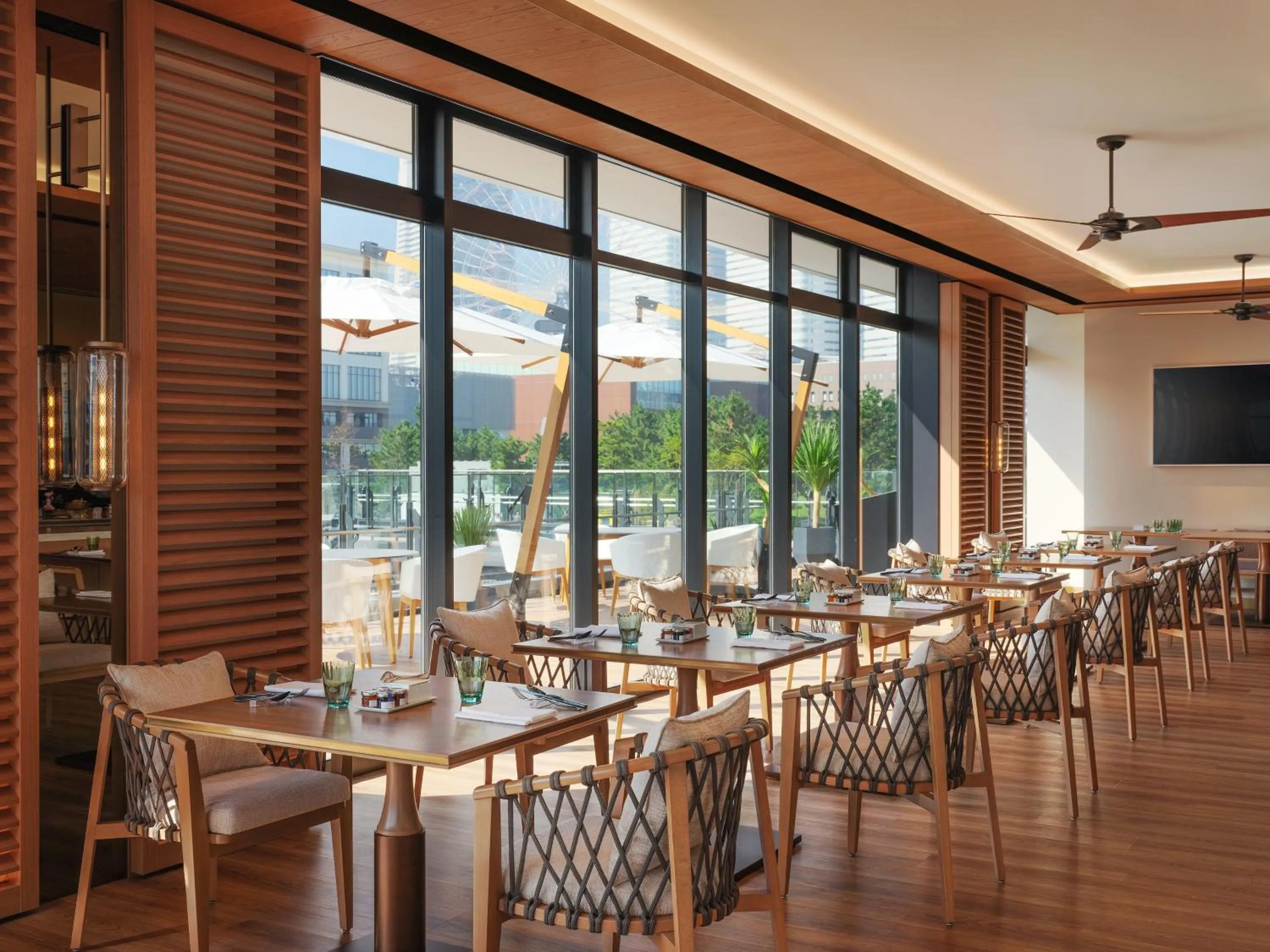 Restaurant/places to eat in InterContinental Yokohama Pier 8 by IHG