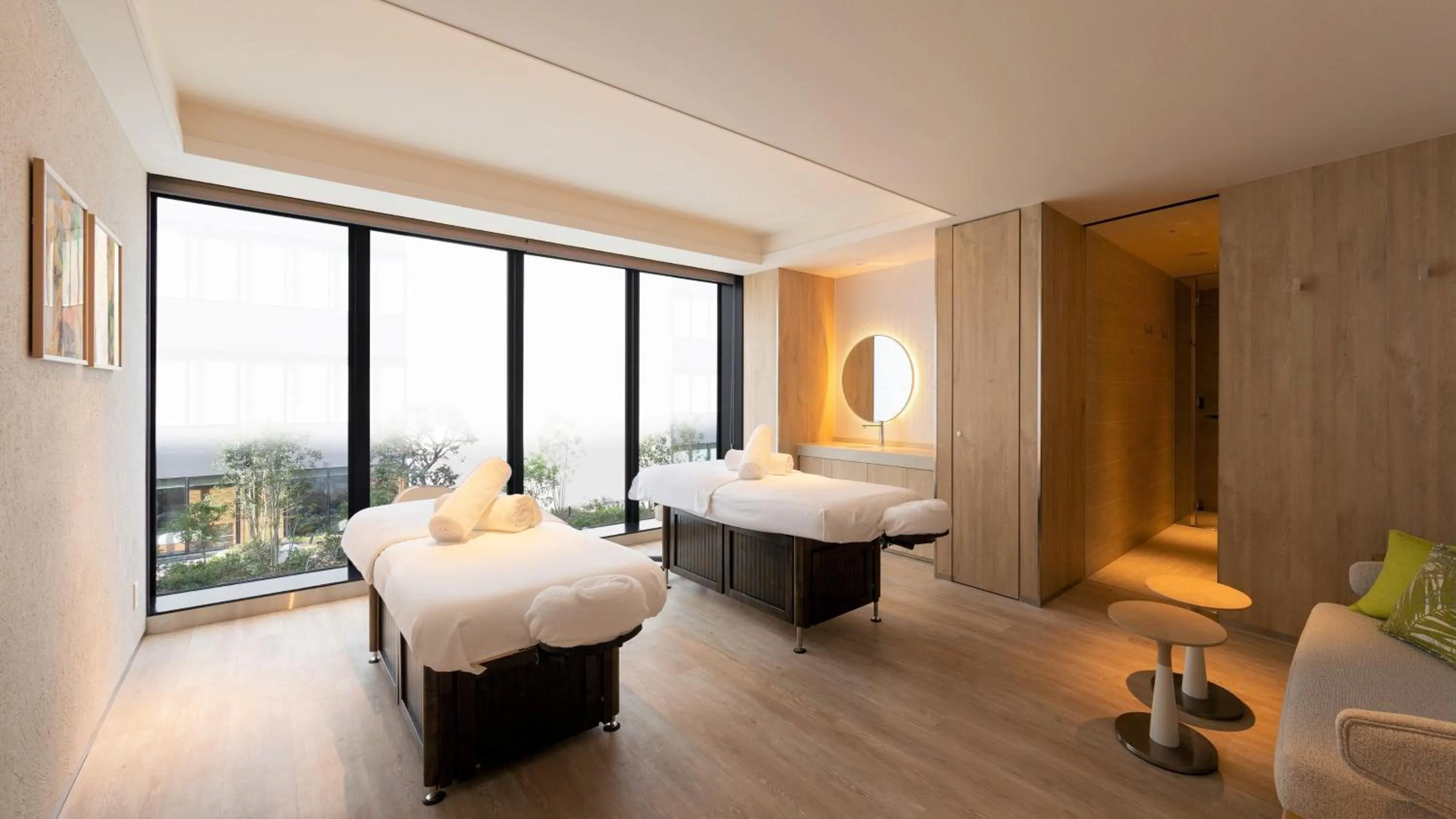 Spa and wellness centre/facilities, Bed in InterContinental Yokohama Pier 8 by IHG