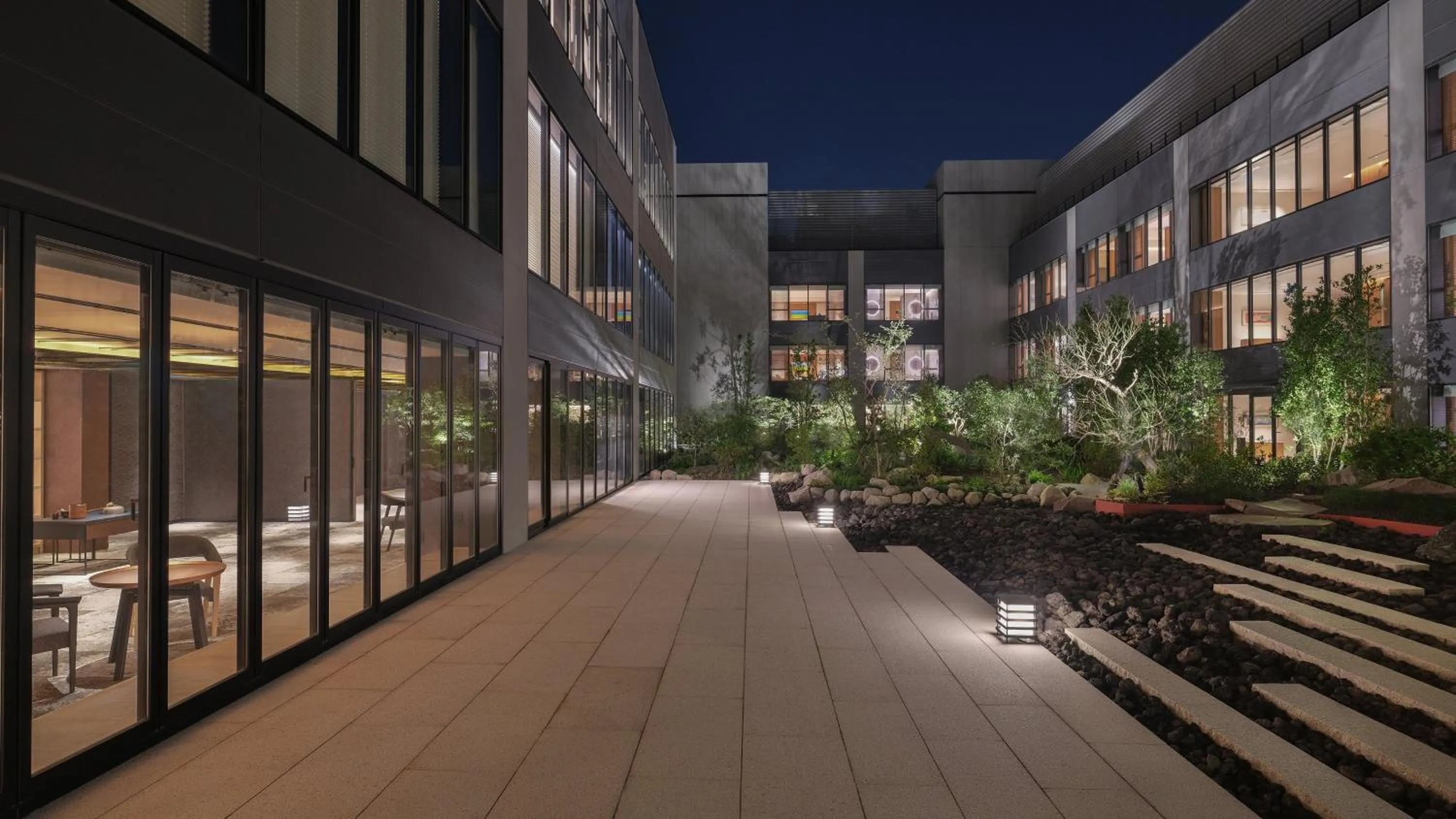 Meeting/conference room in InterContinental Yokohama Pier 8 by IHG