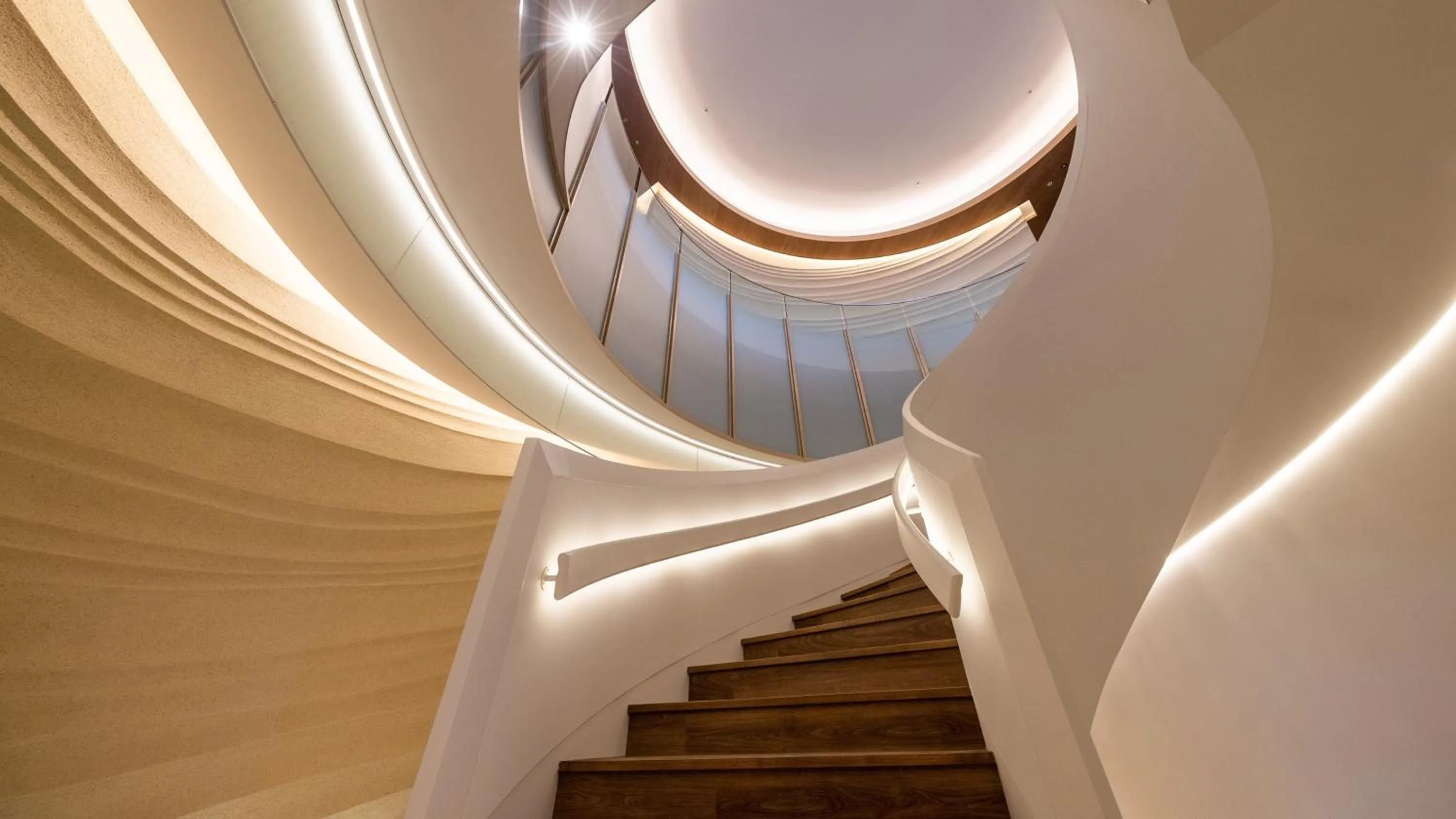 Property building in InterContinental Yokohama Pier 8 by IHG