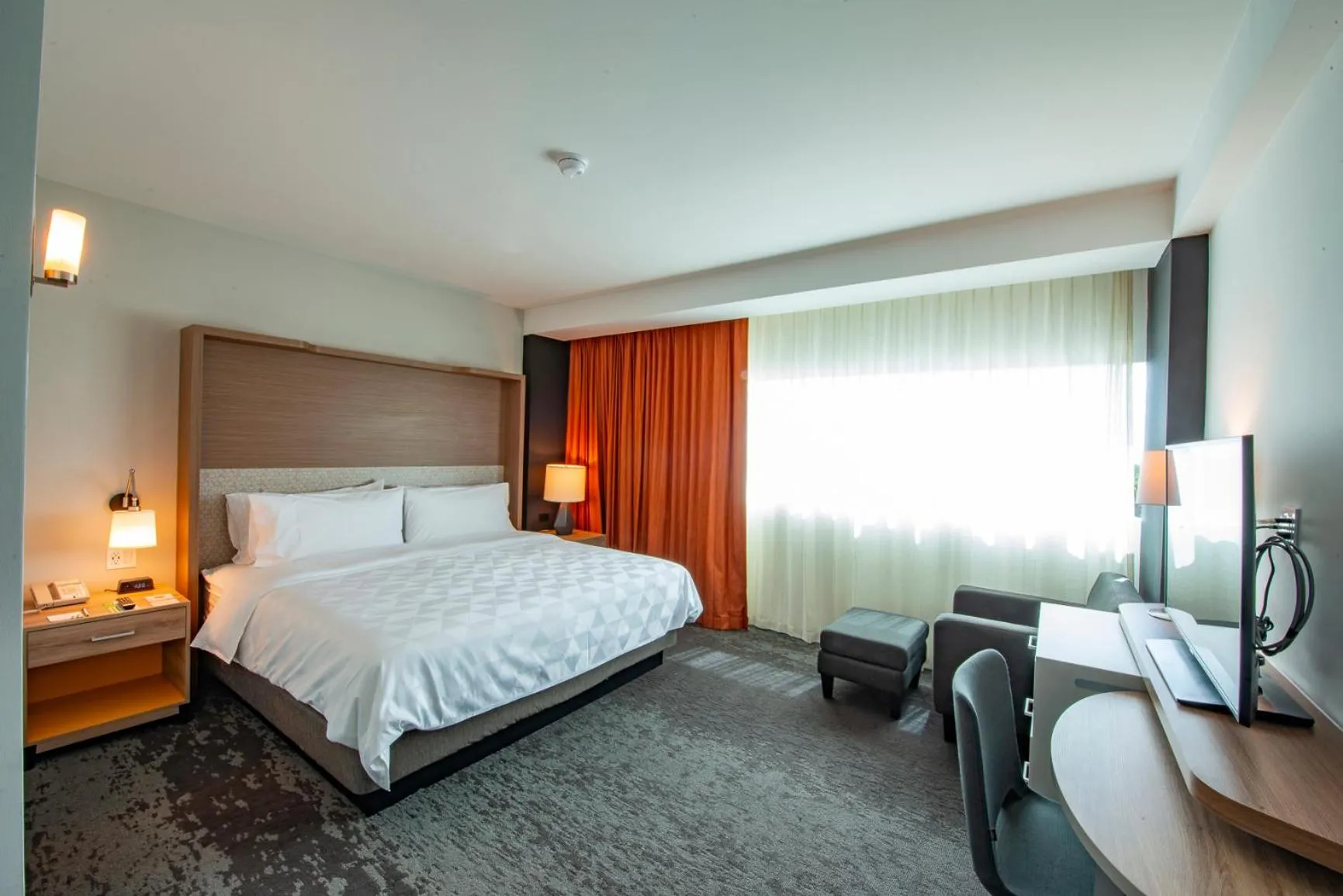 Bed in Holiday Inn & Suites - Merida La Isla by IHG