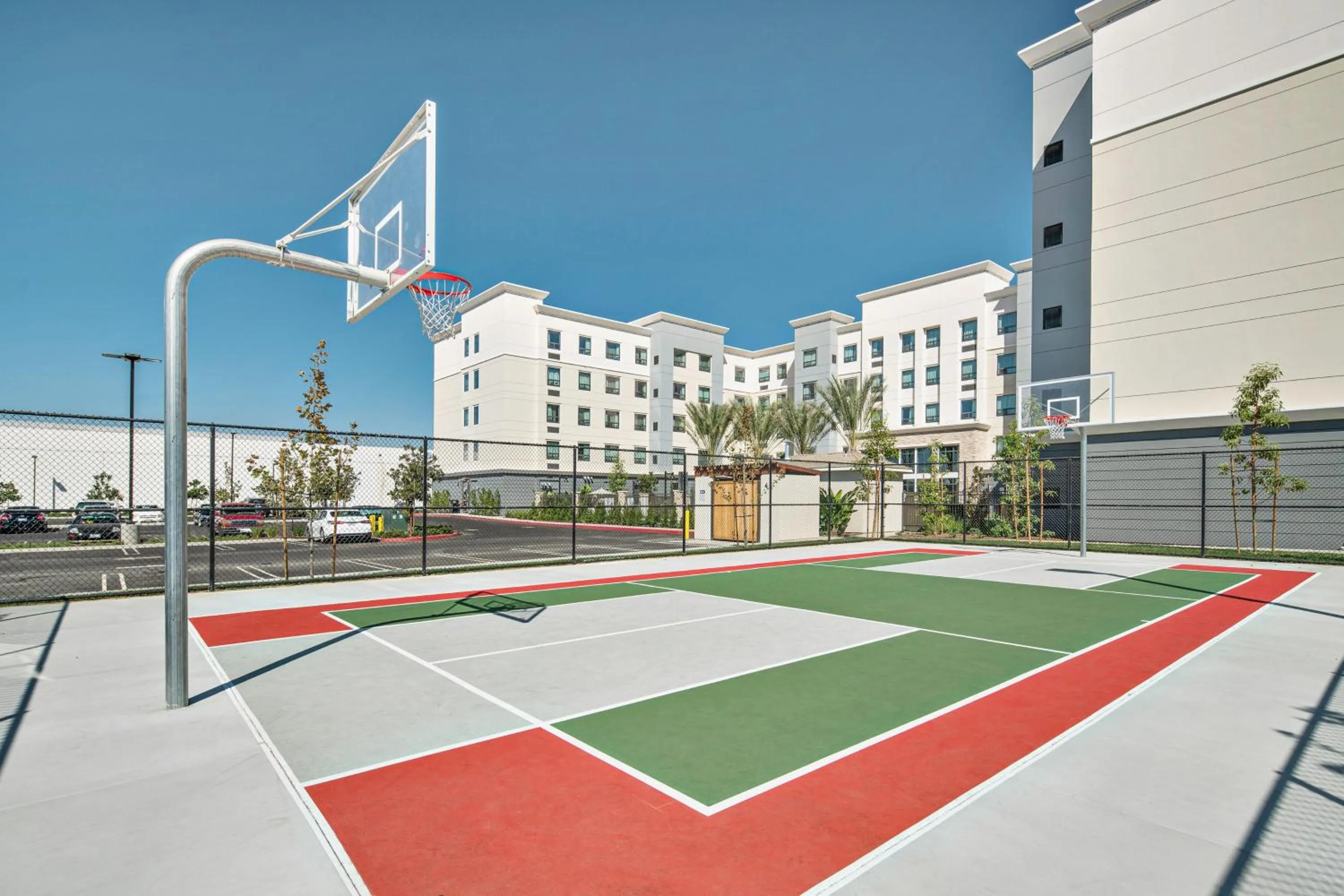 Area and facilities in Staybridge Suites Irvine - John Wayne Airport by IHG