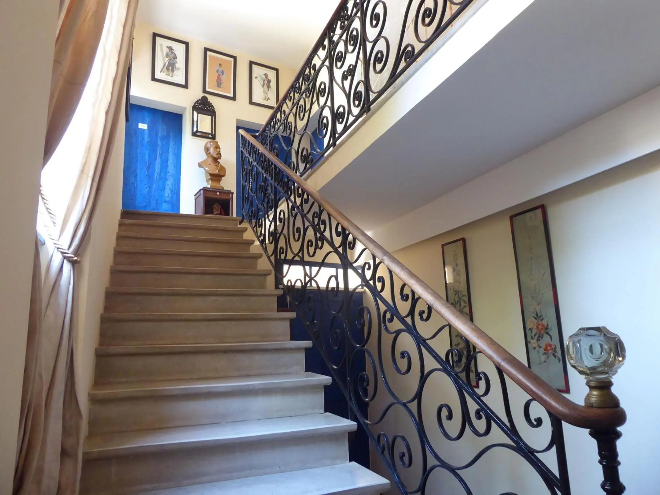 Lobby or reception in Le Mas des Sages