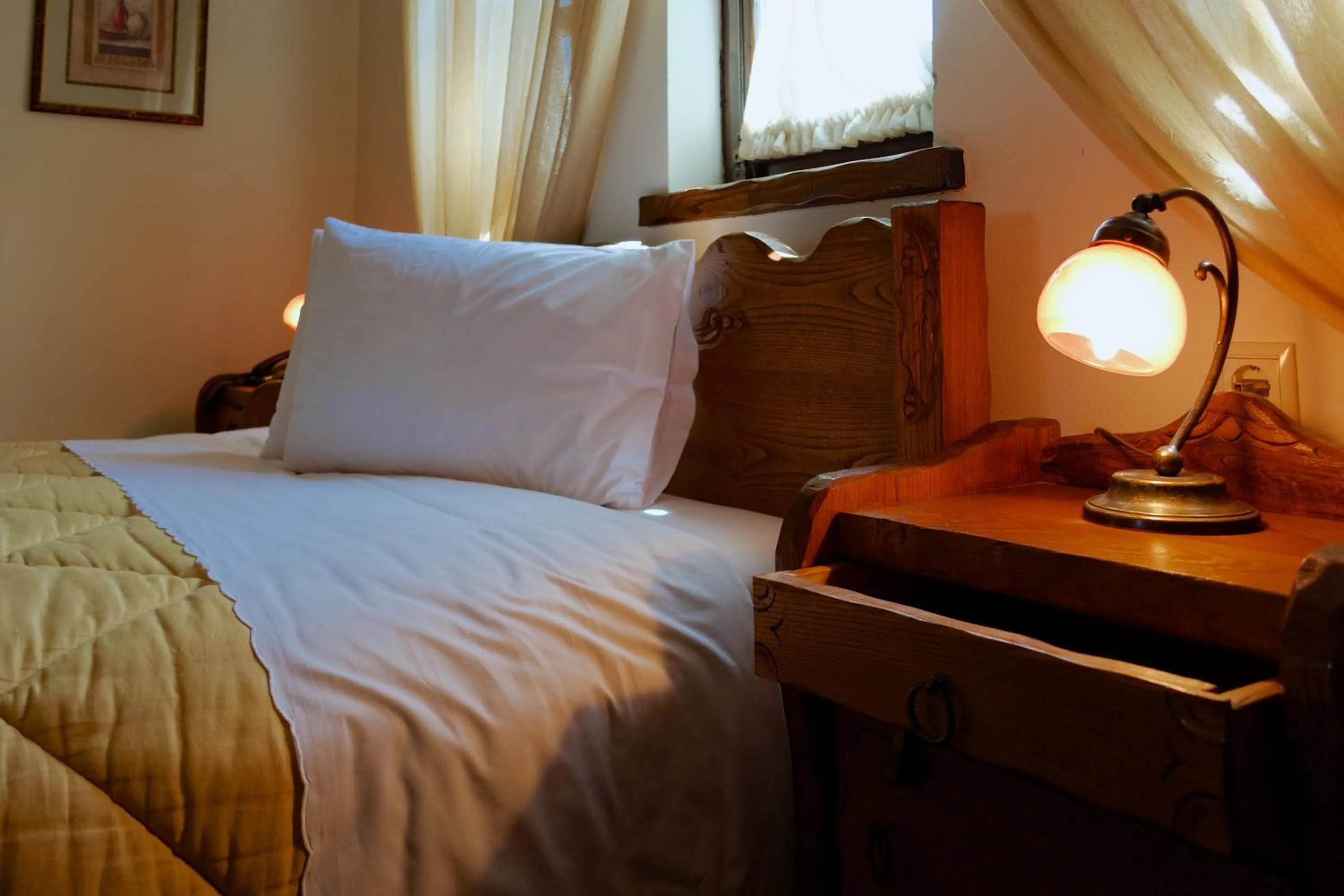 Bed in Petrini Gonia