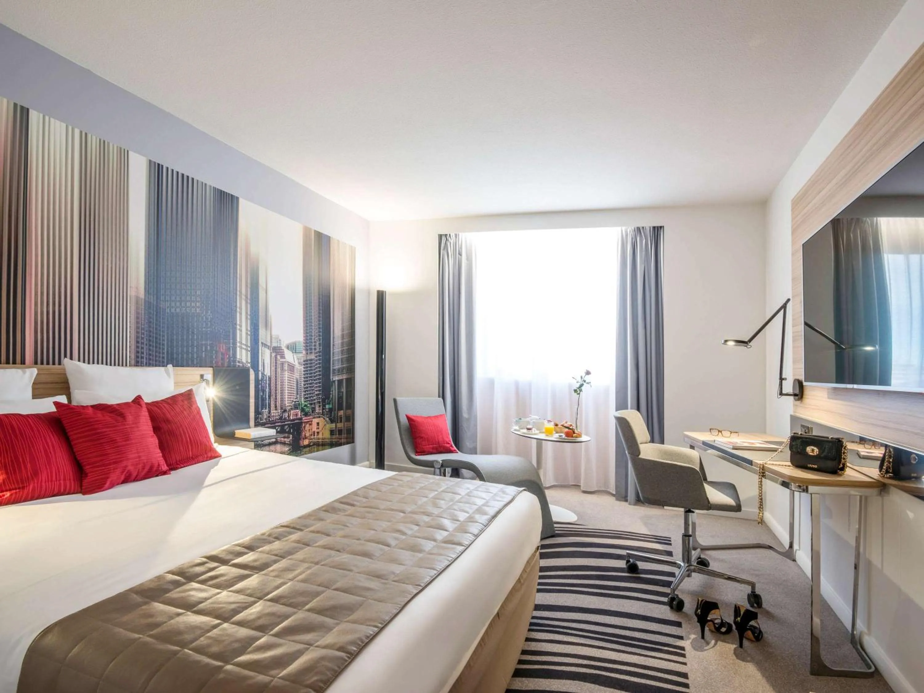Property building, Bed in Novotel Nice Centre Vieux Nice
