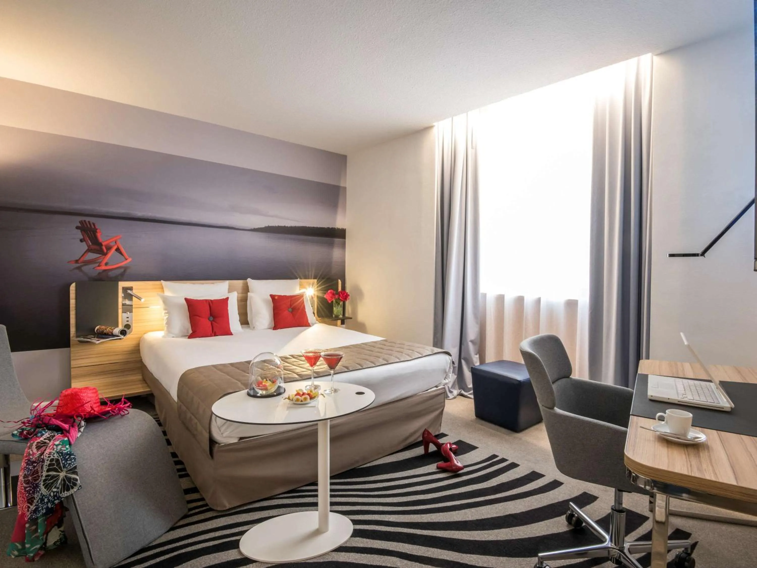 Photo of the whole room, Bed in Novotel Nice Centre Vieux Nice