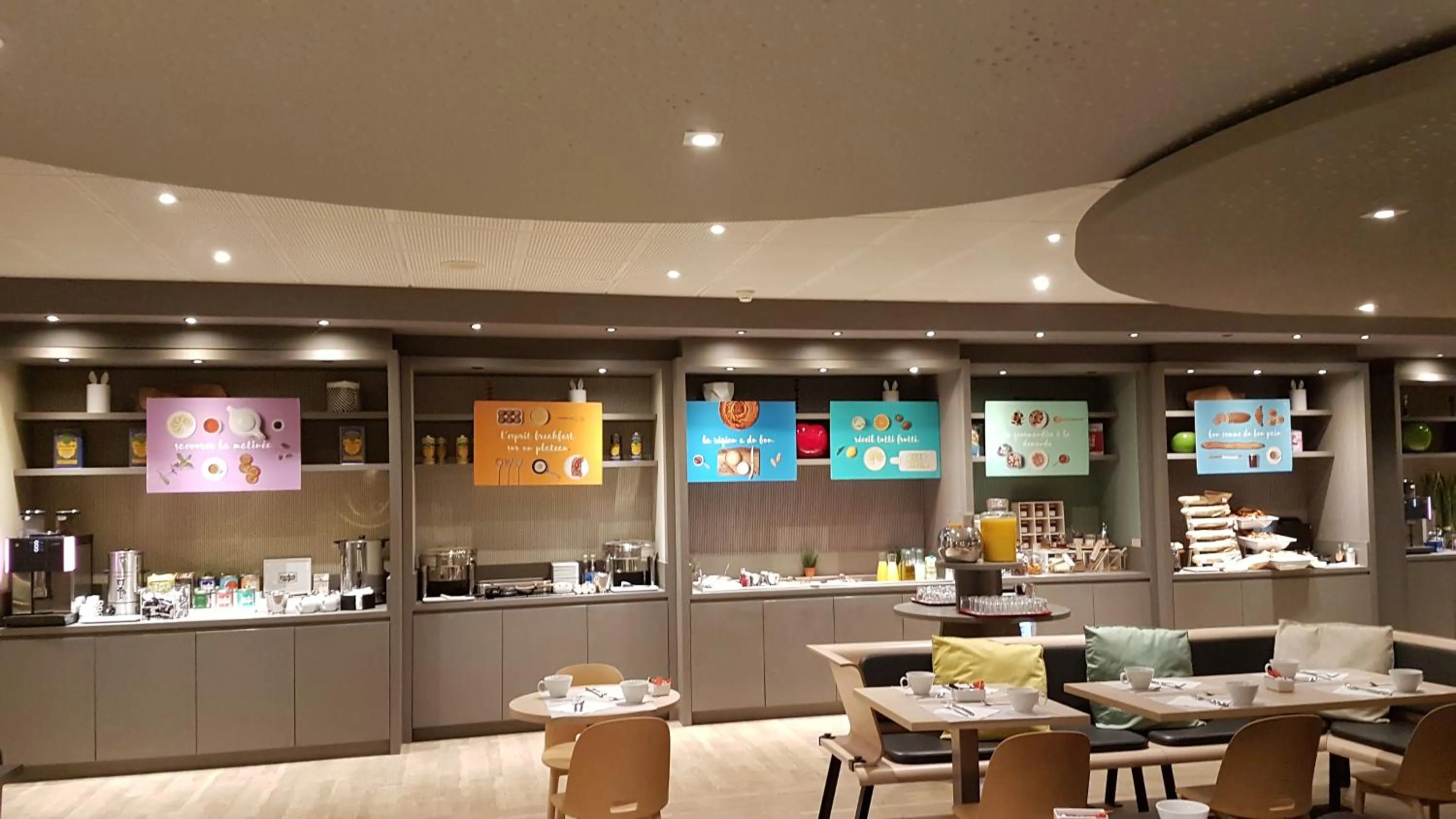 Food and drinks in Novotel Nice Centre Vieux Nice