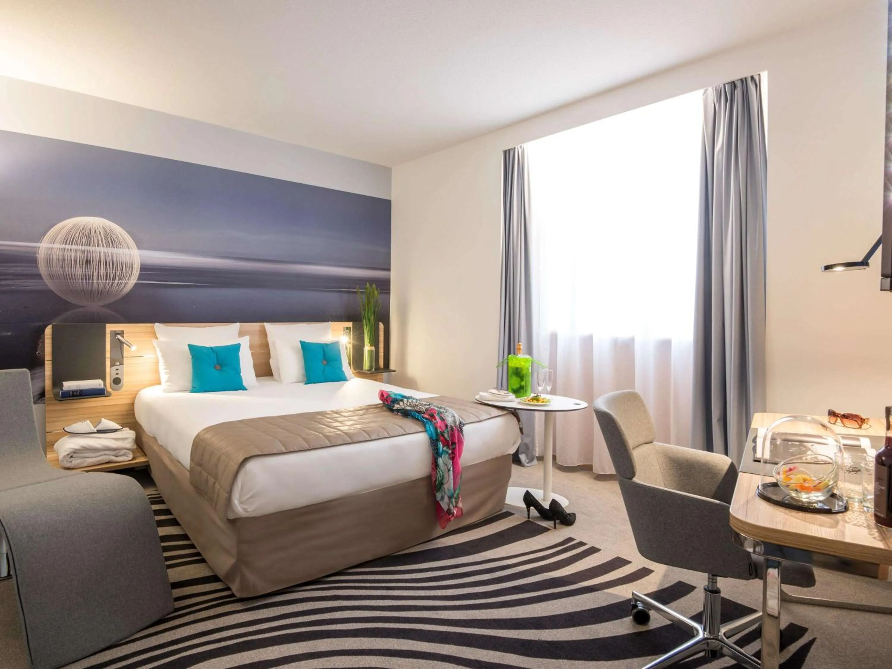 Photo of the whole room, Bed in Novotel Nice Centre Vieux Nice