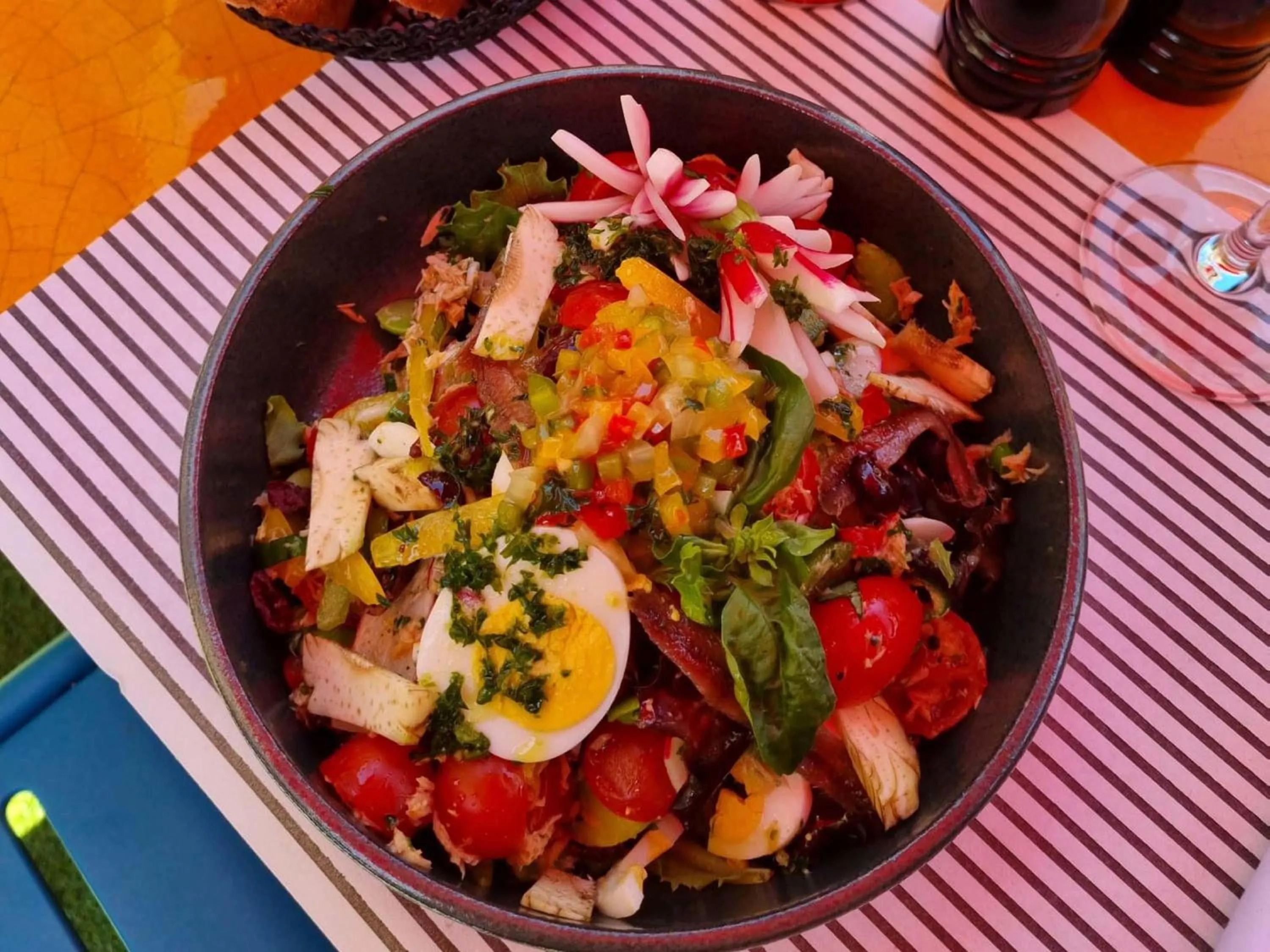 Restaurant/places to eat in Novotel Nice Centre Vieux Nice