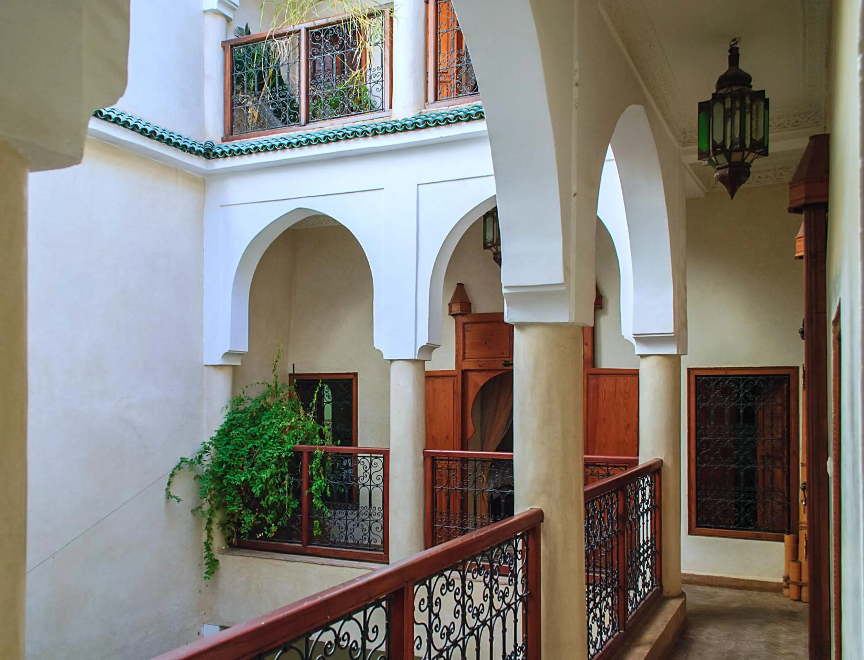 room service in Riad Couleurs du Sud