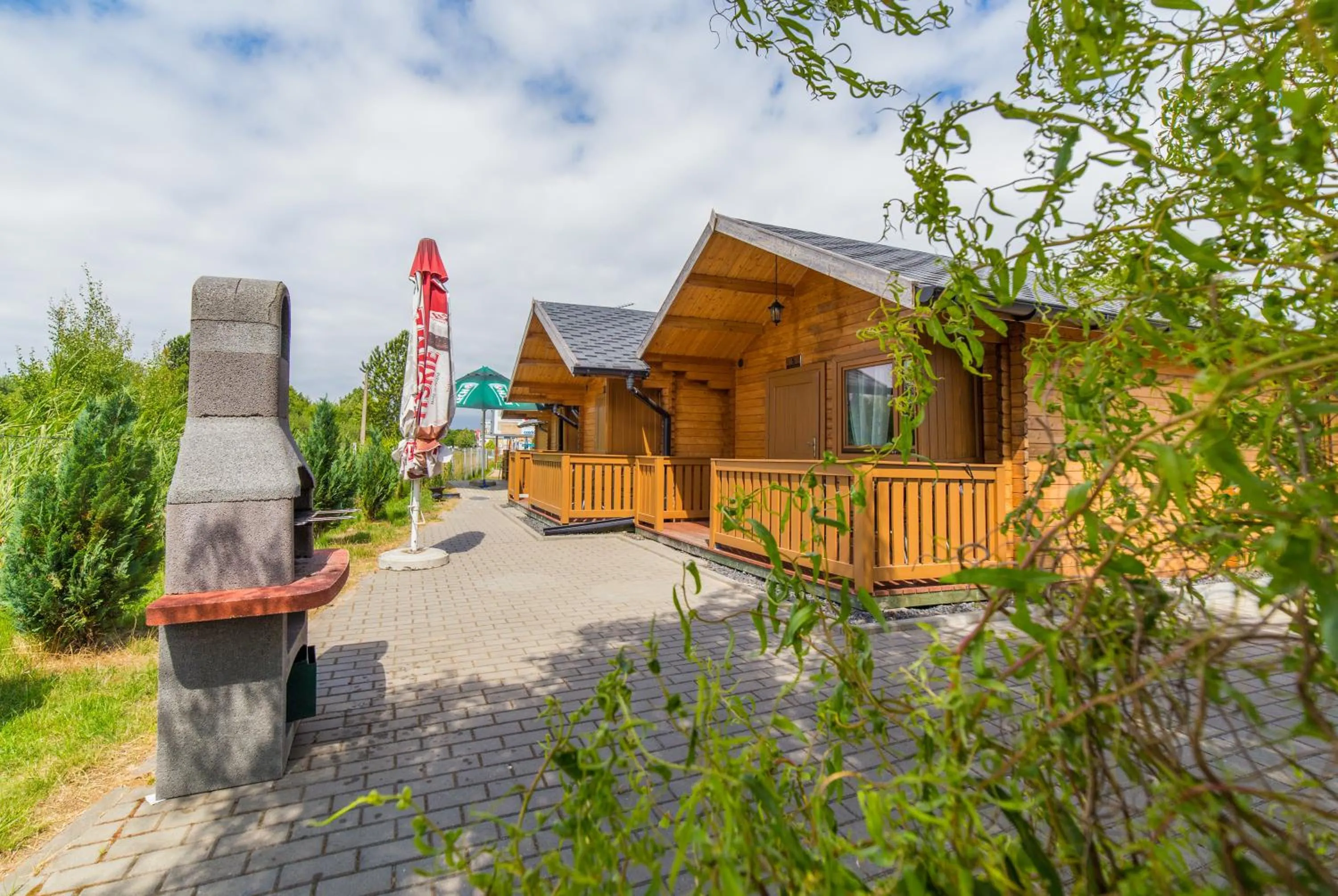 BBQ facilities in Onyx