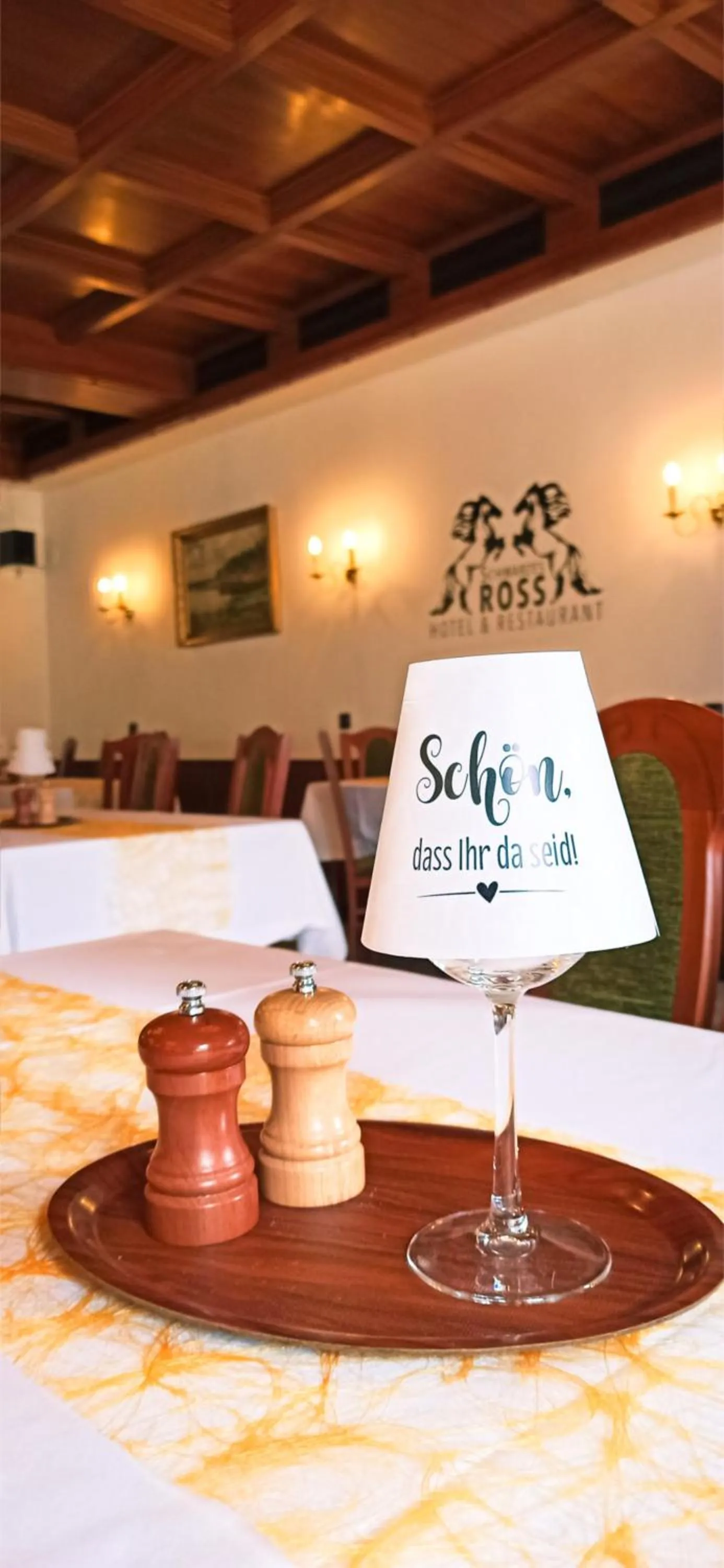 Restaurant/places to eat in Schwarzes Ross Hotel & Restaurant Oberwiesenthal