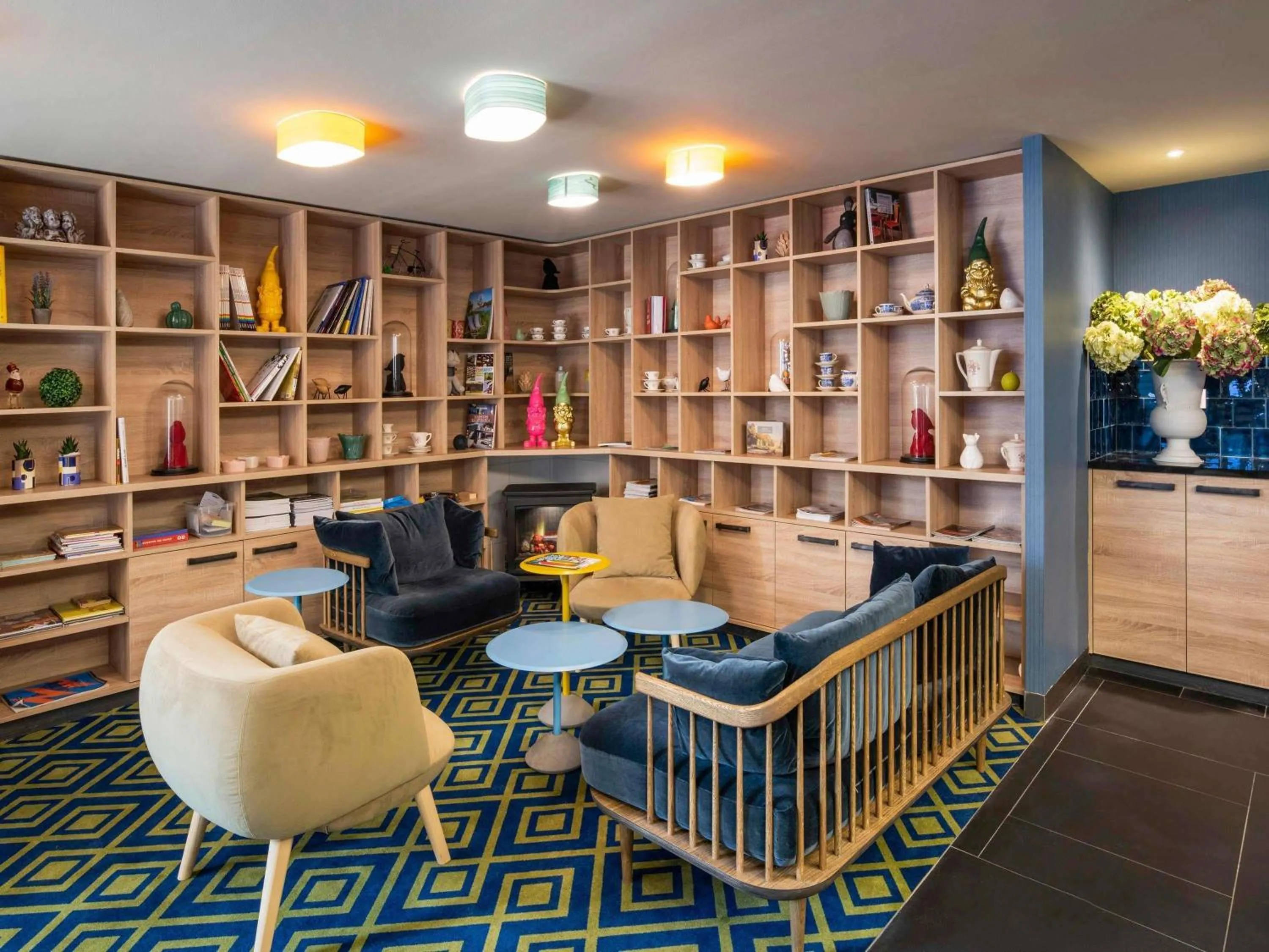 Property building in Novotel Orléans Chemins De Sologne Demeures De Campagne