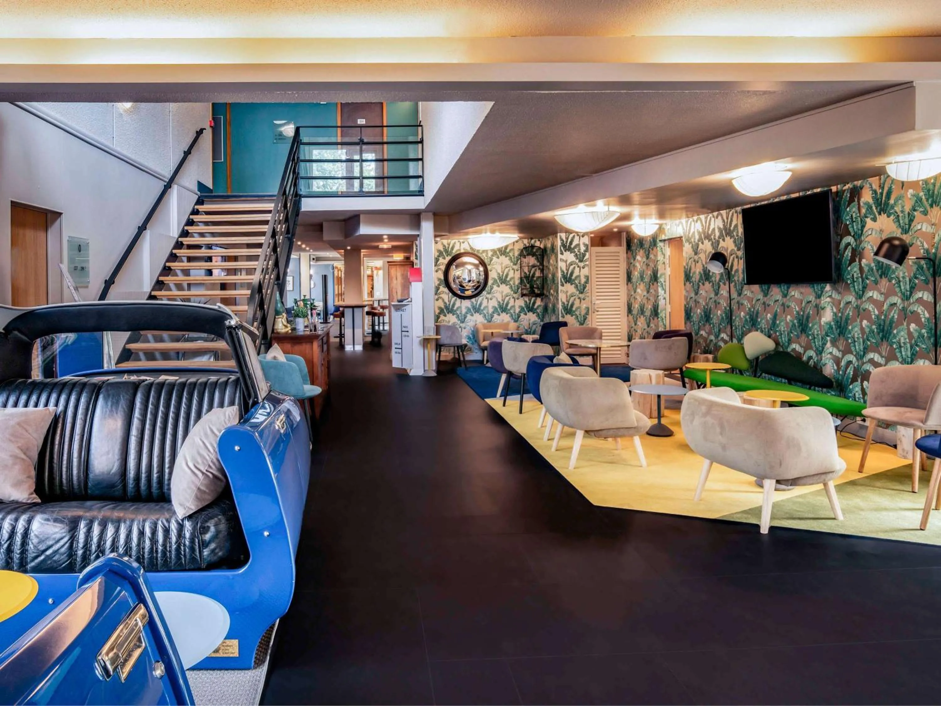 Property building in Novotel Orléans Chemins De Sologne Demeures De Campagne