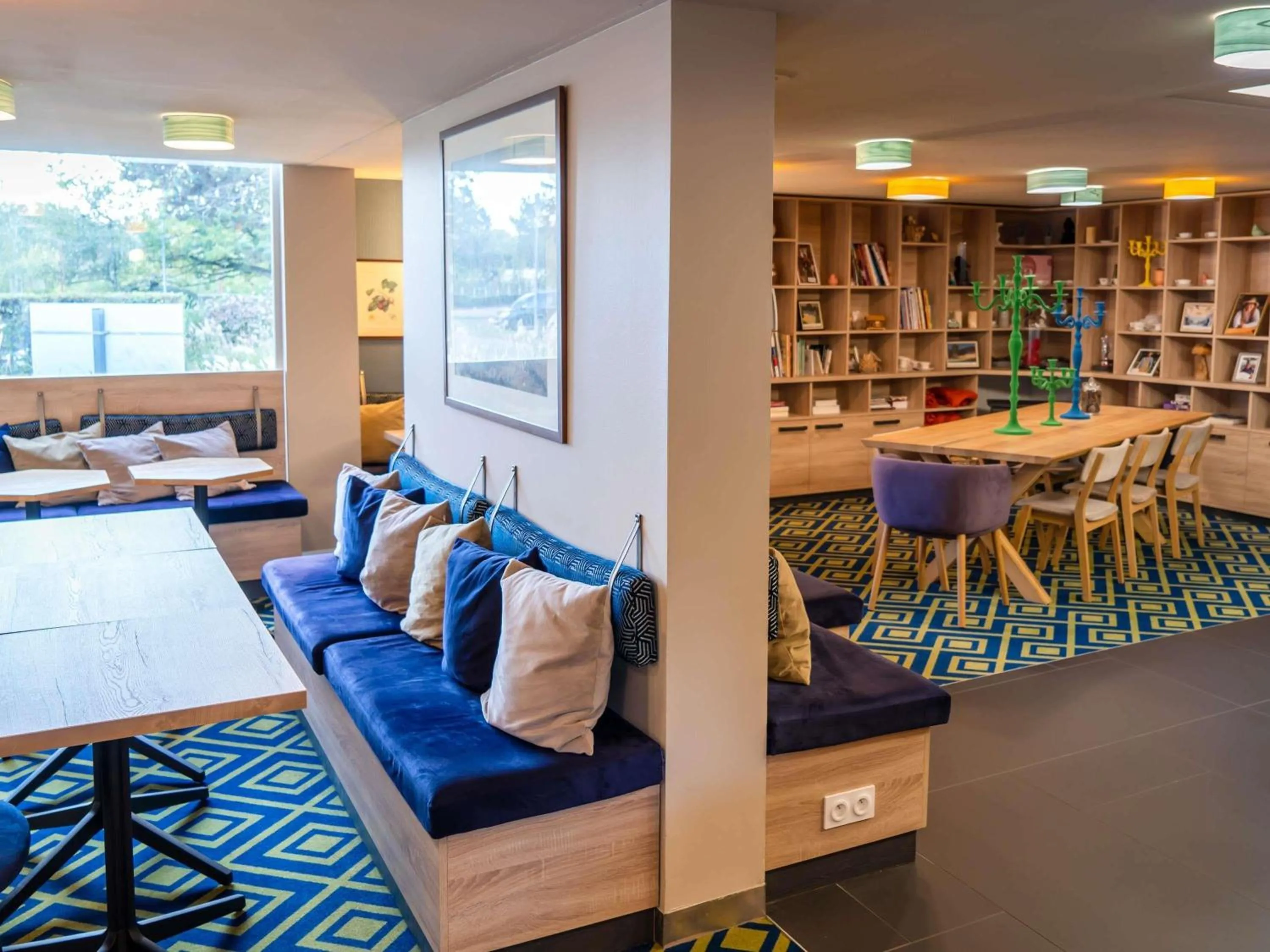 Property building in Novotel Orléans Chemins De Sologne Demeures De Campagne