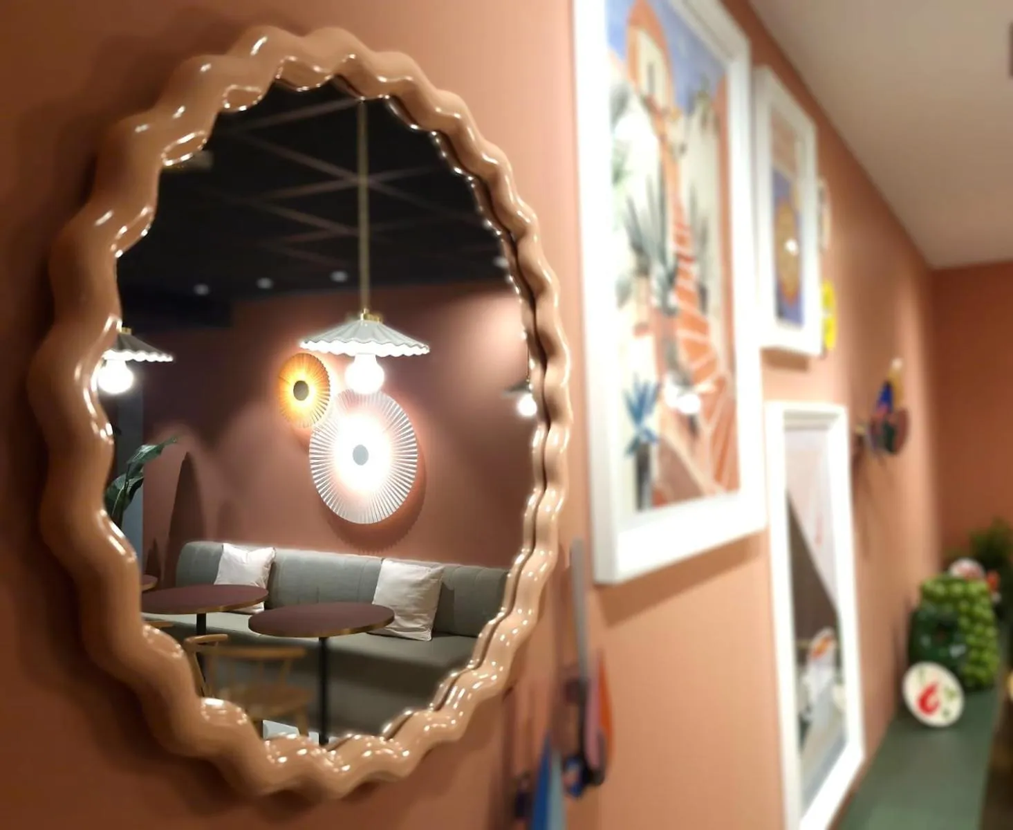 Restaurant/places to eat in ibis Lille Centre Gares