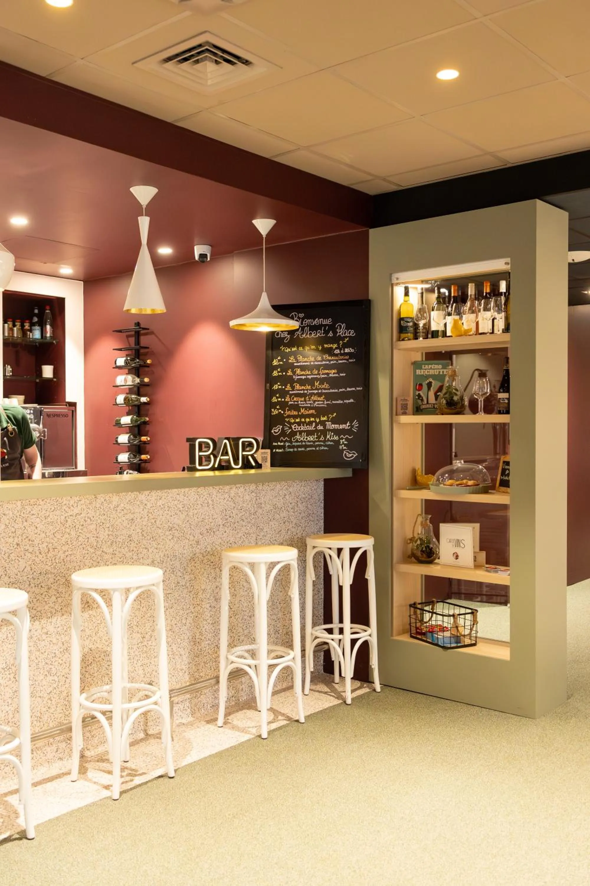 Lounge or bar in ibis Lille Centre Gares