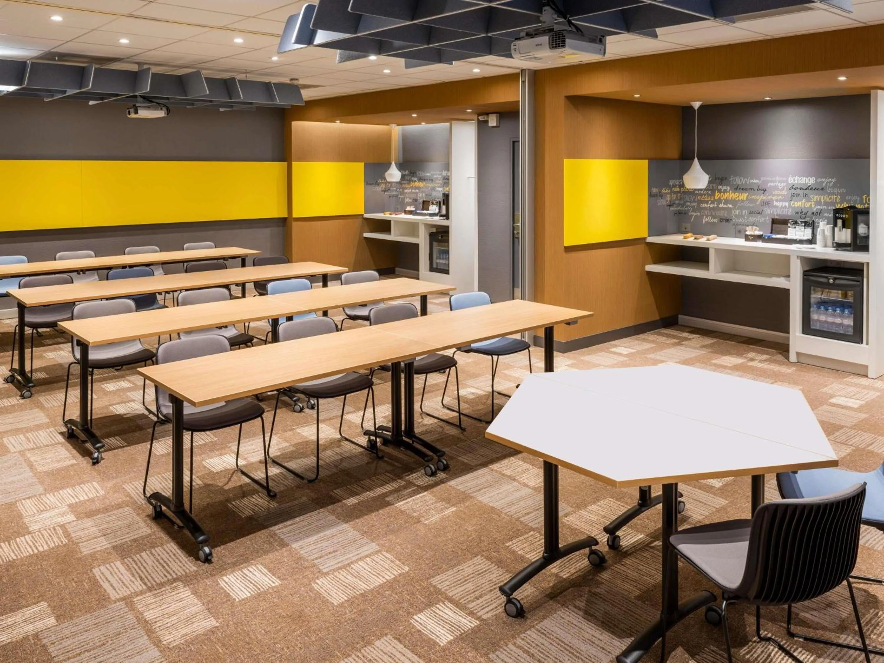 Meeting/conference room in ibis Lille Centre Gares