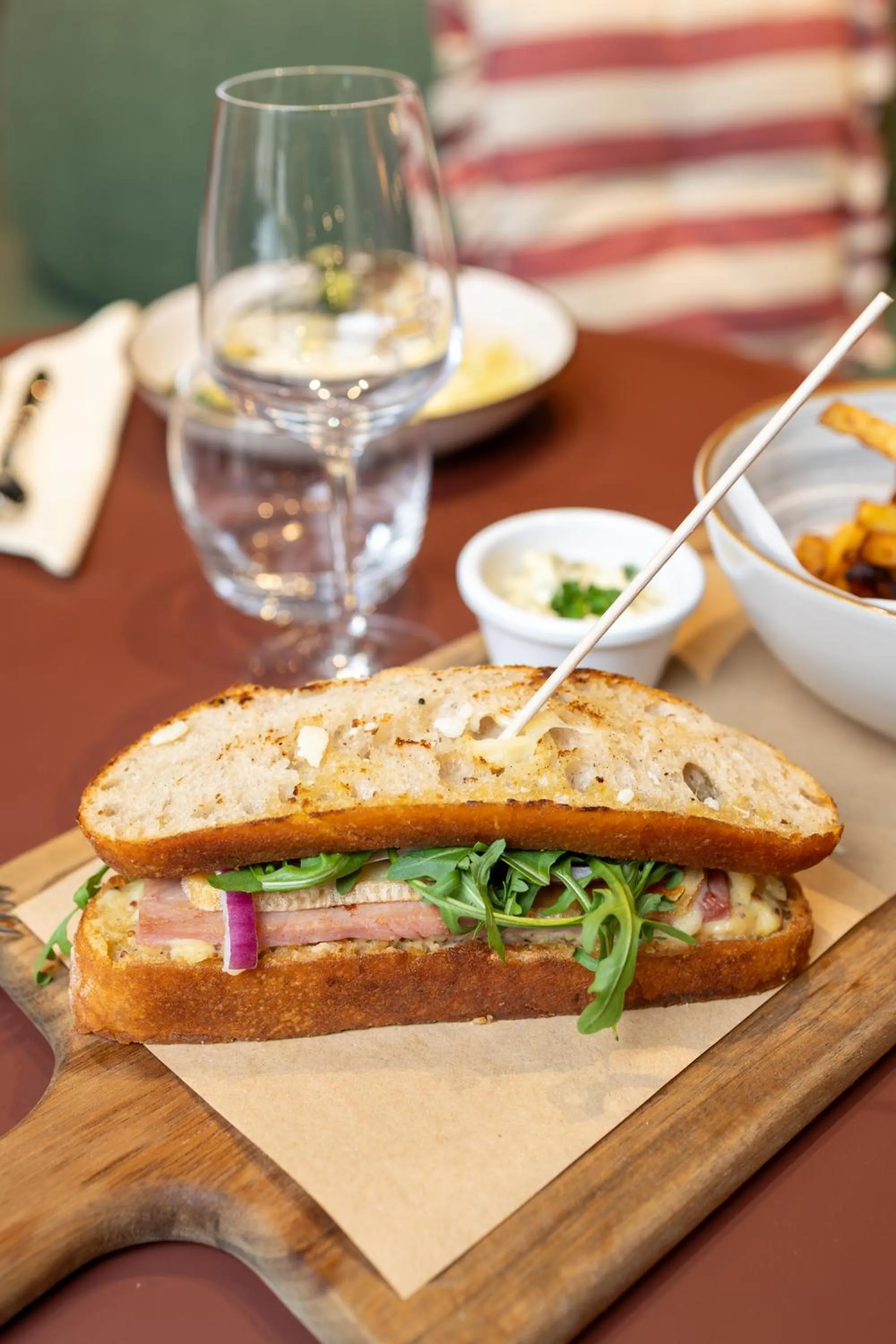 Restaurant/places to eat in ibis Lille Centre Gares