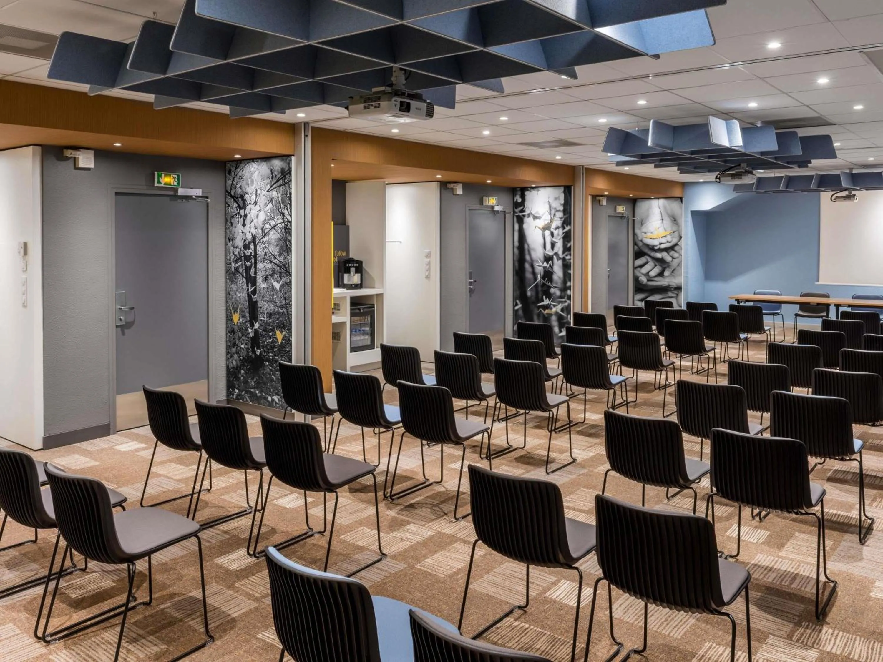 Meeting/conference room in ibis Lille Centre Gares