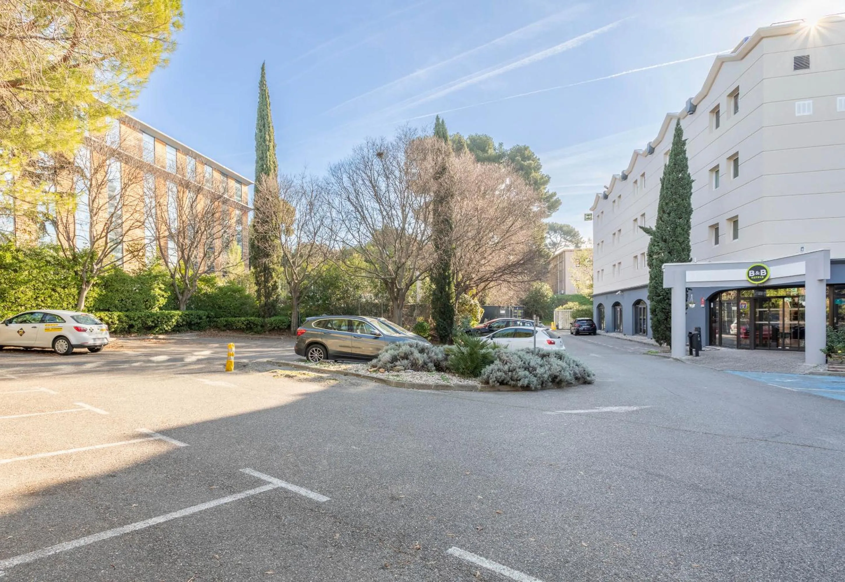 Parking in B&B HOTEL Marseille La Valentine Porte d'Aubagne