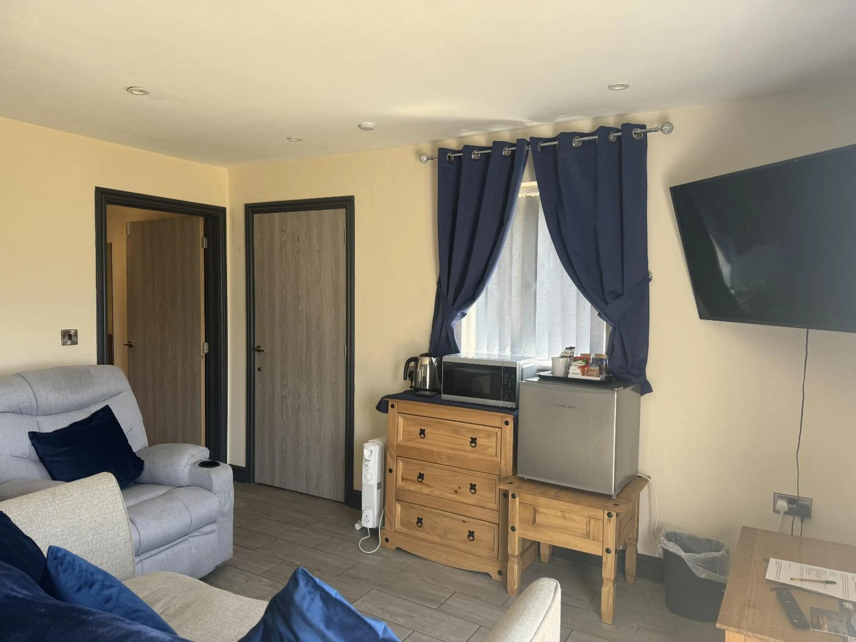Bedroom in Barmouth Beach Club