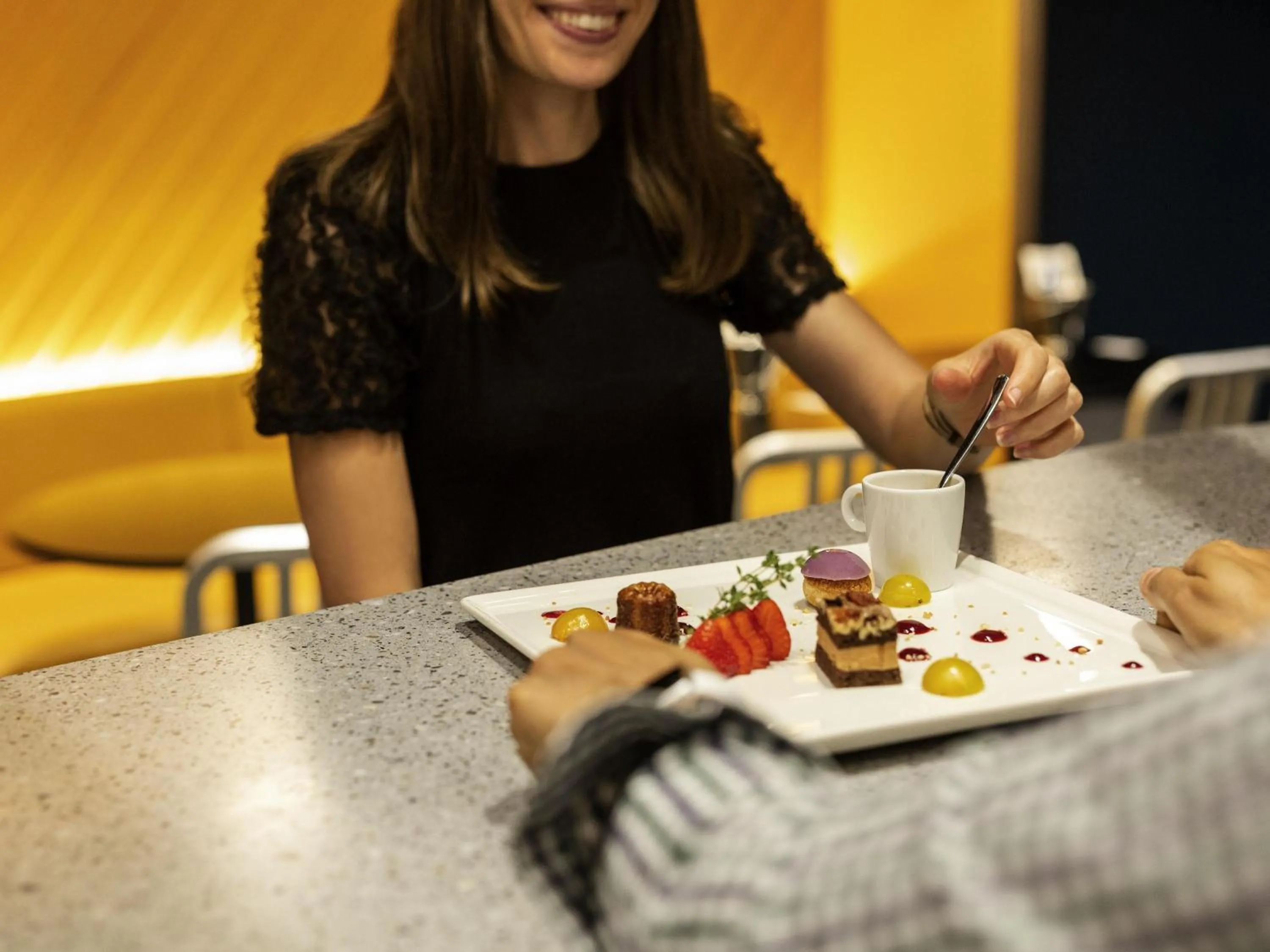 Restaurant/places to eat in Novotel Strasbourg Centre Halles