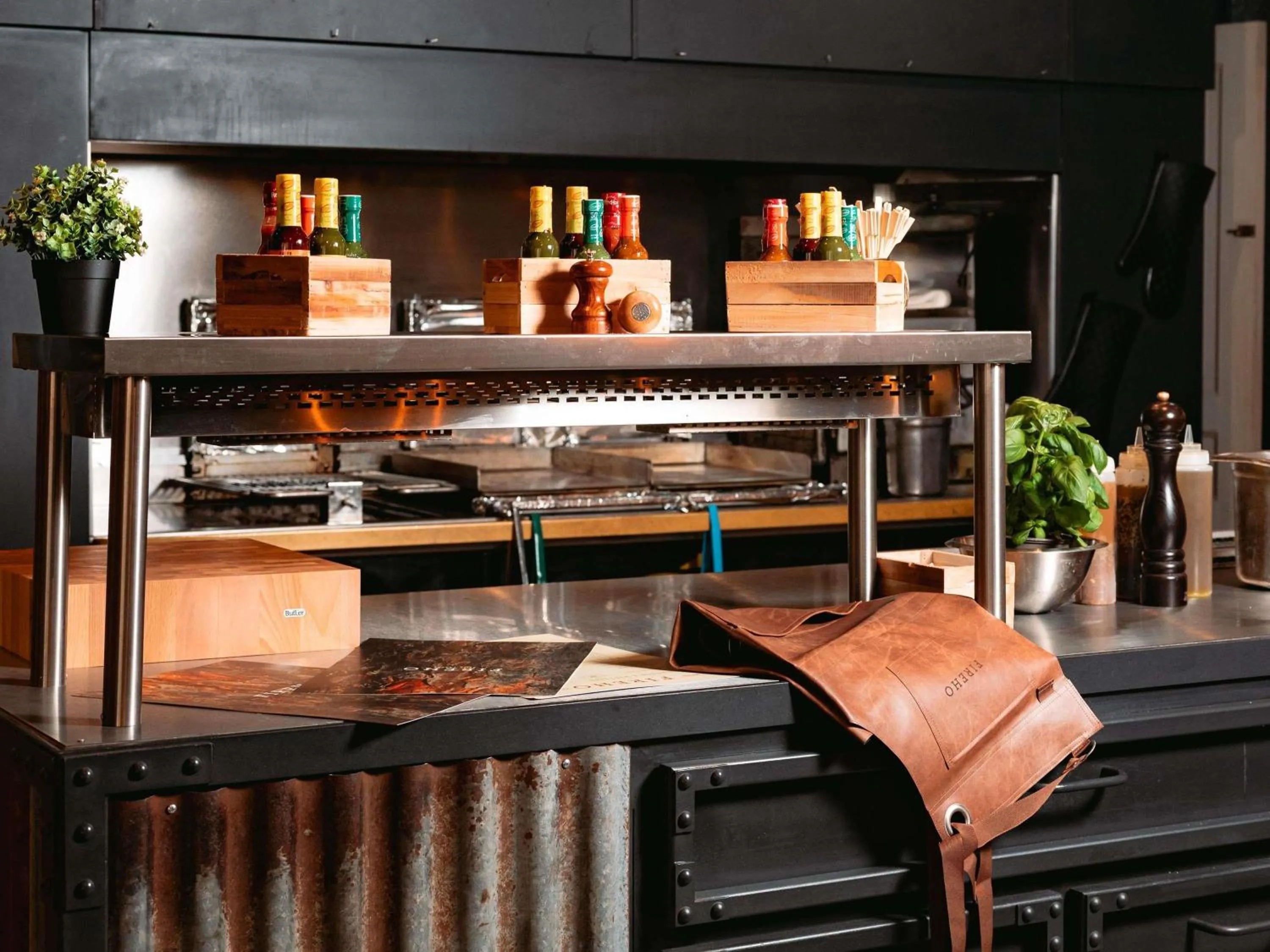 Restaurant/places to eat in ibis Marseille Provence Aéroport