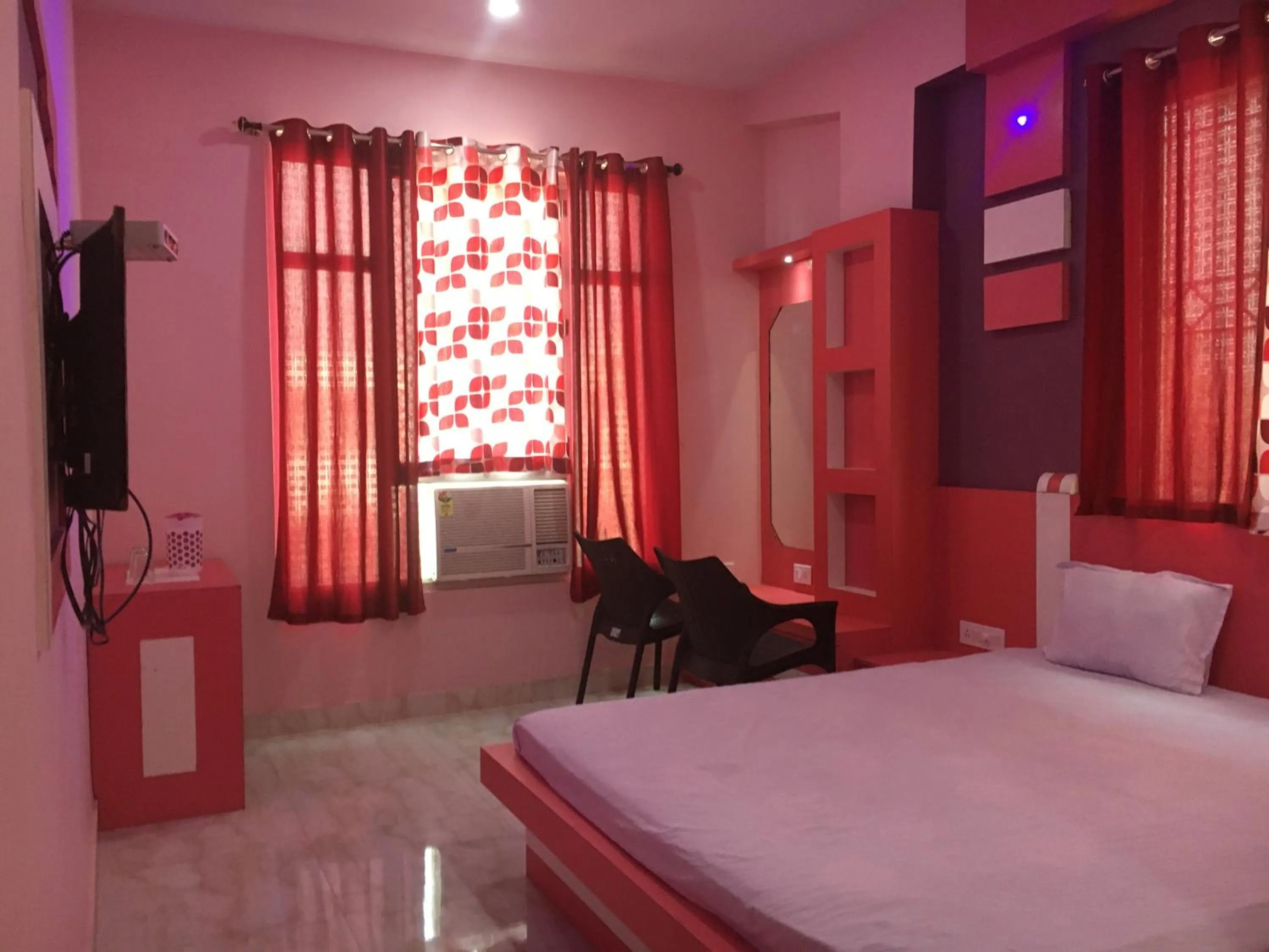 Photo of the whole room, Bed in Hotel Shree Hari
