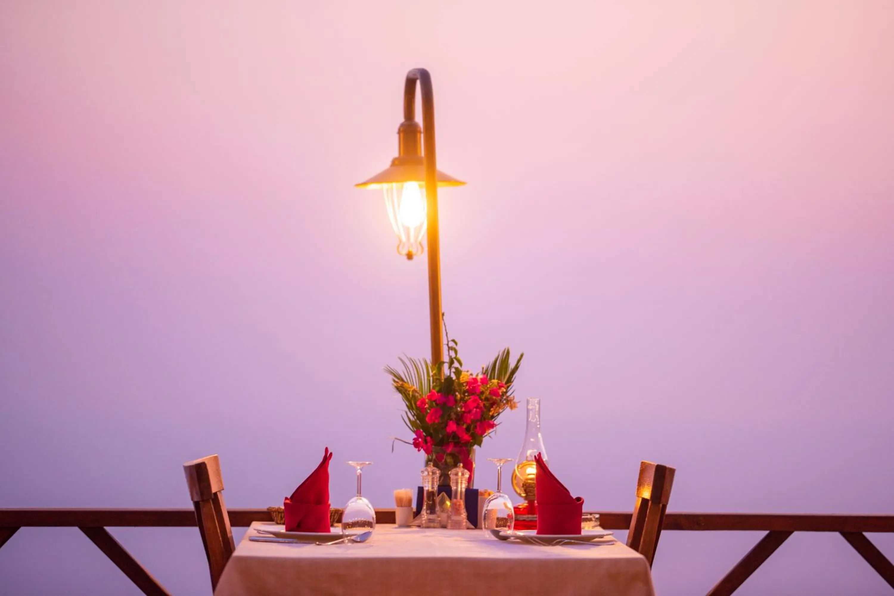 Restaurant/places to eat in Lissiya Hotel