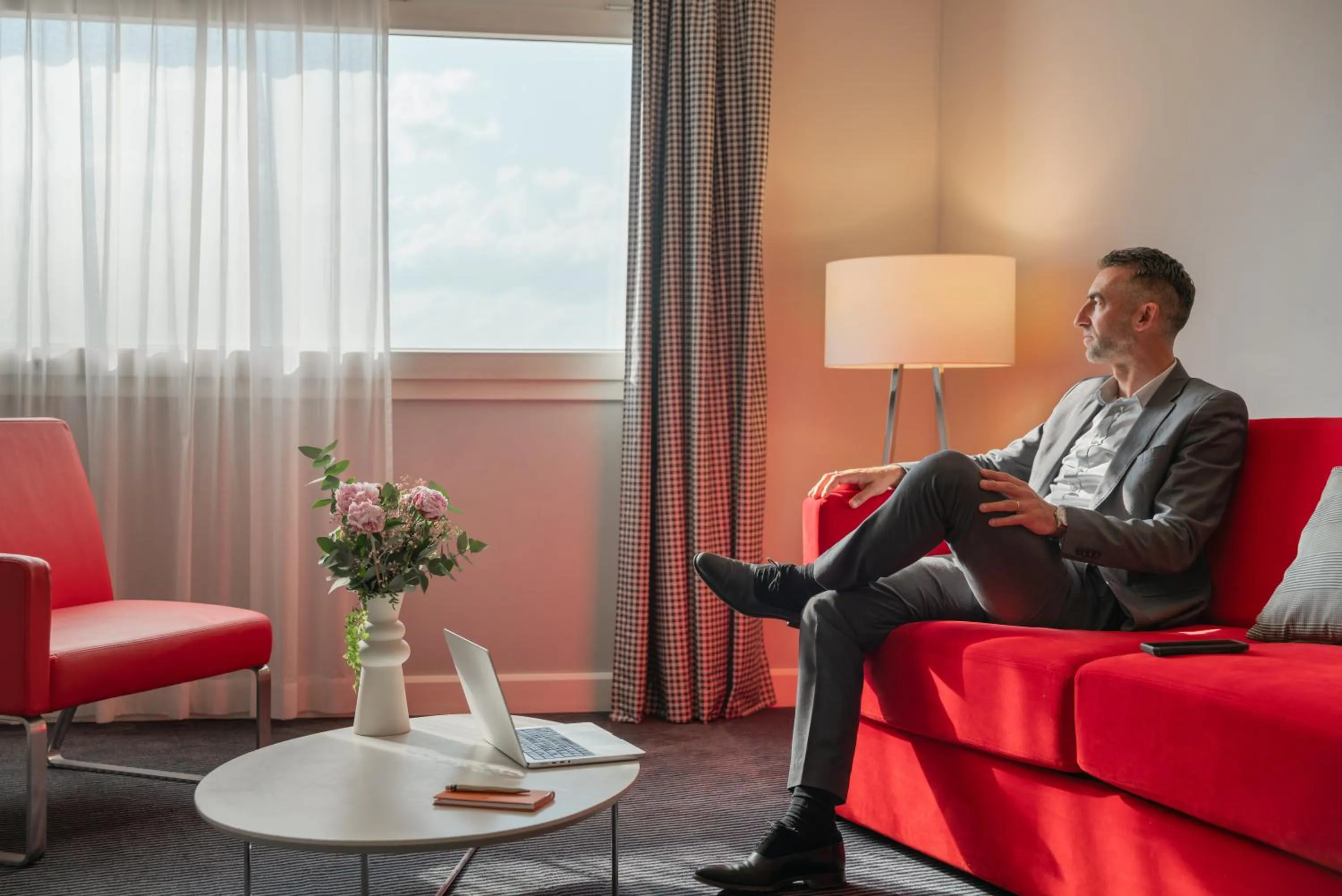 Bedroom in Mercure Paris CDG Airport & Convention