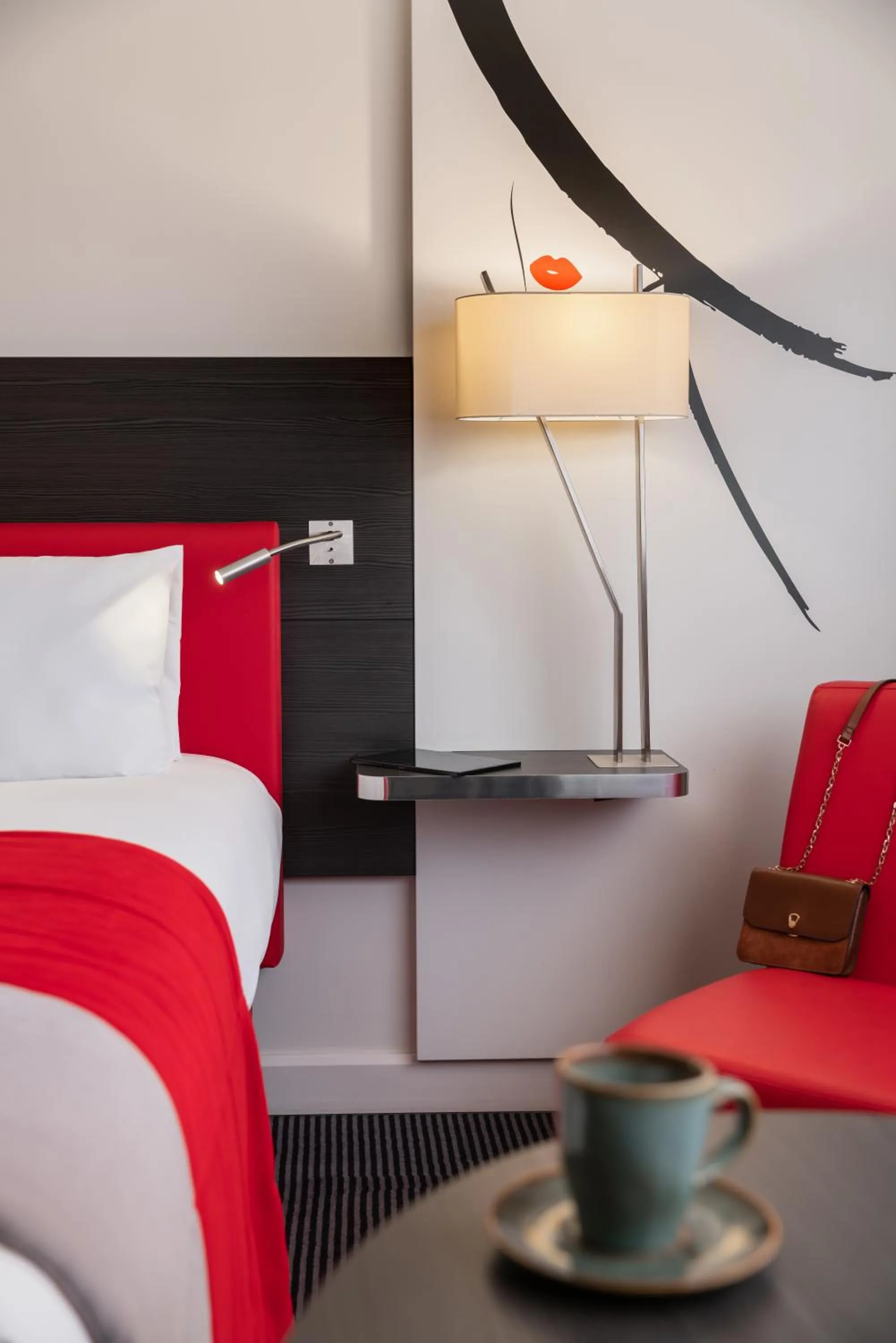 Bedroom, Bed in Mercure Paris CDG Airport & Convention