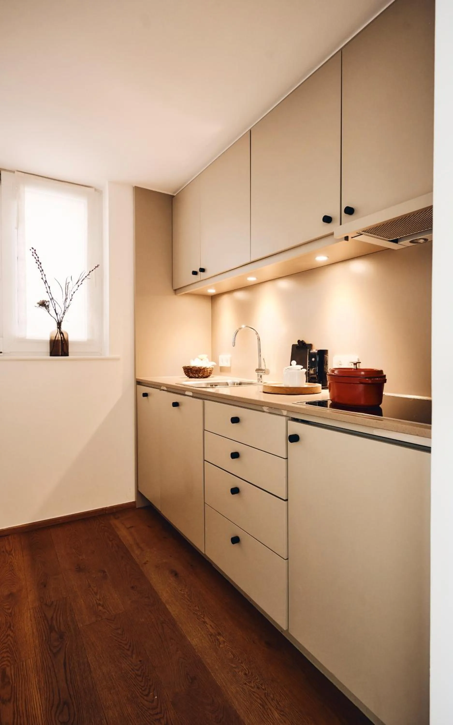 Kitchen or kitchenette in Hotel Haus am Meer