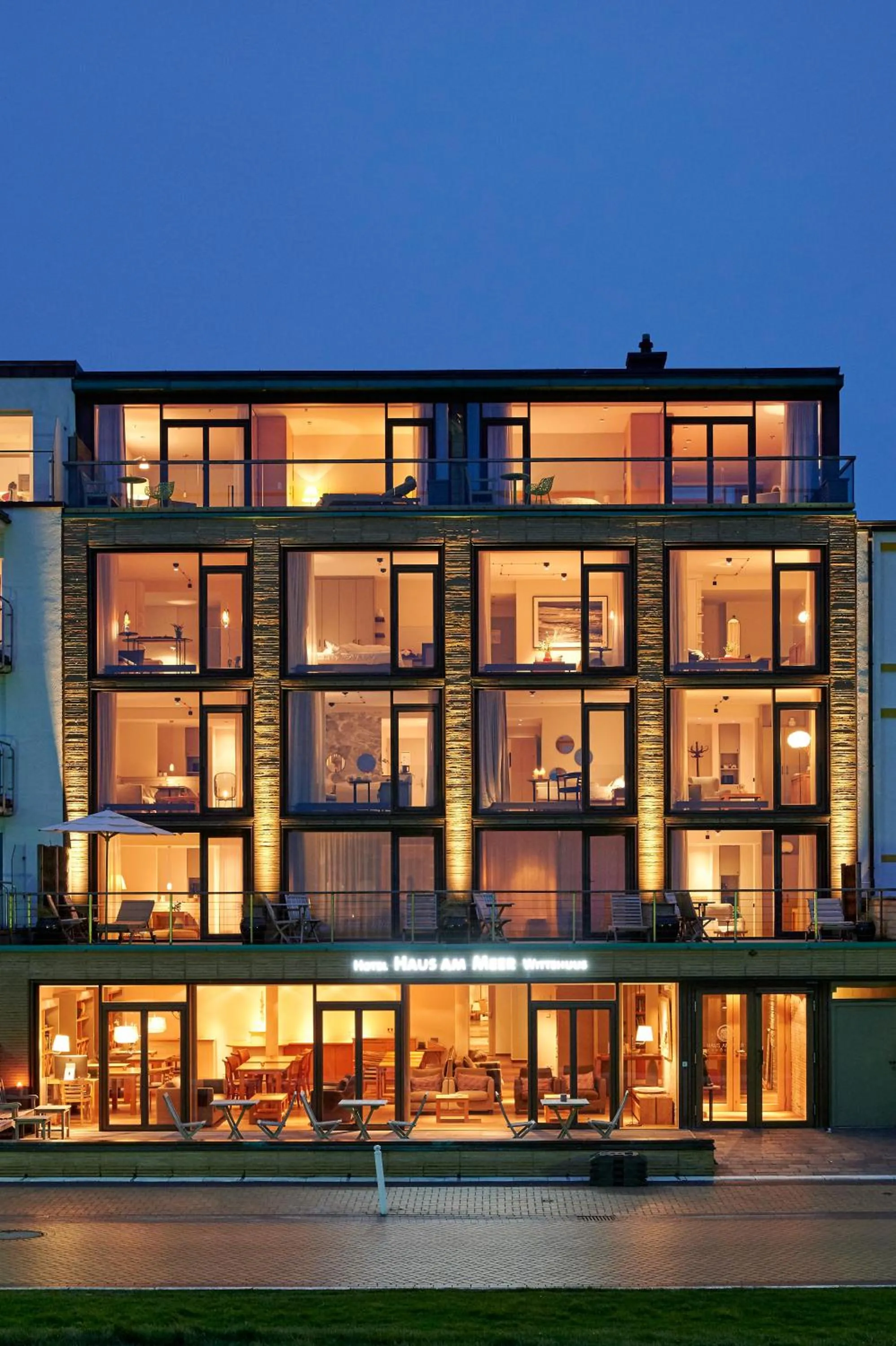 Facade/entrance in Hotel Haus am Meer
