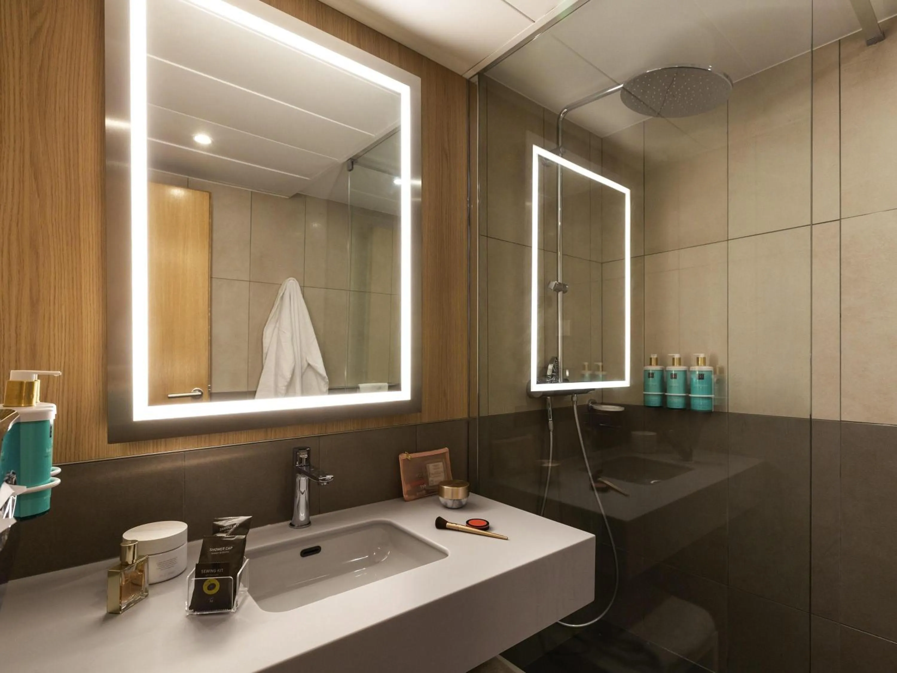 Bedroom in Novotel Nancy