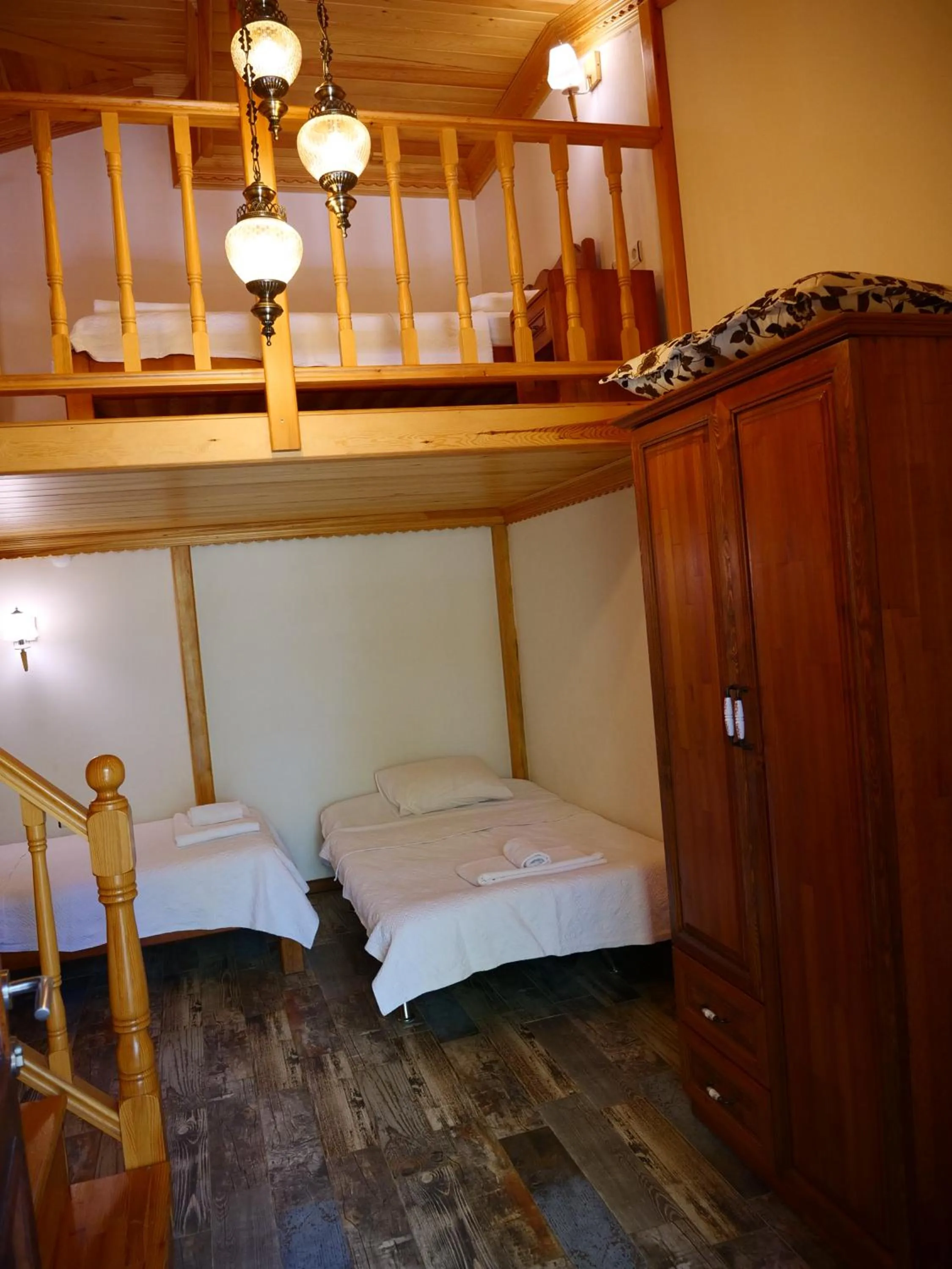 Photo of the whole room in Elly's Home