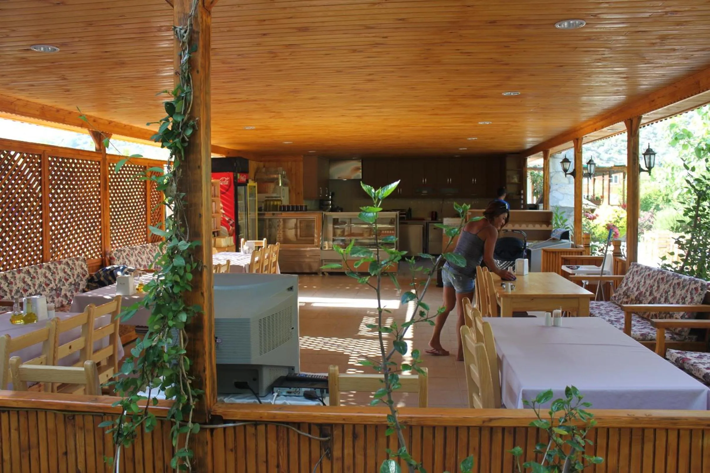 Restaurant/places to eat in Elly's Home