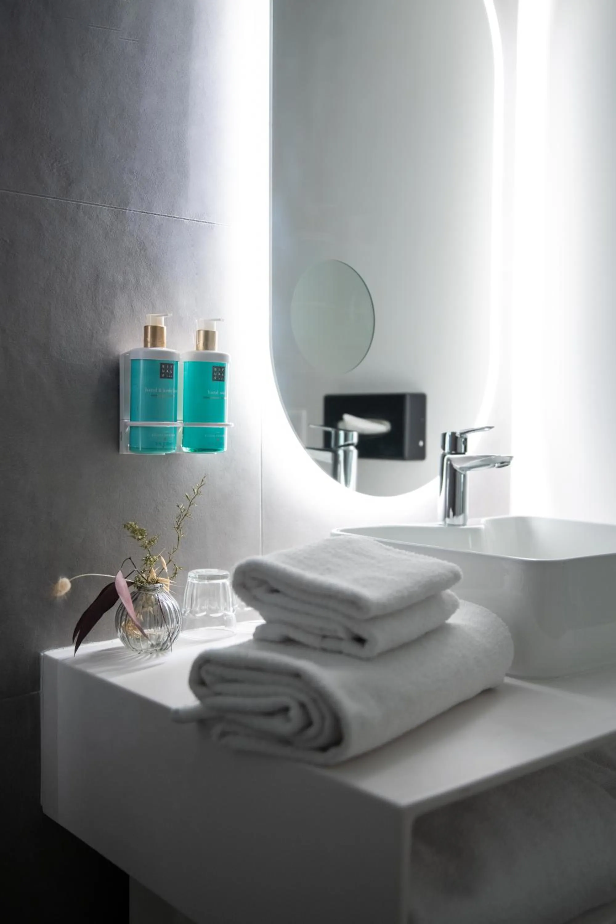 Bathroom in Novotel Macon Nord - Porte de Bourgogne